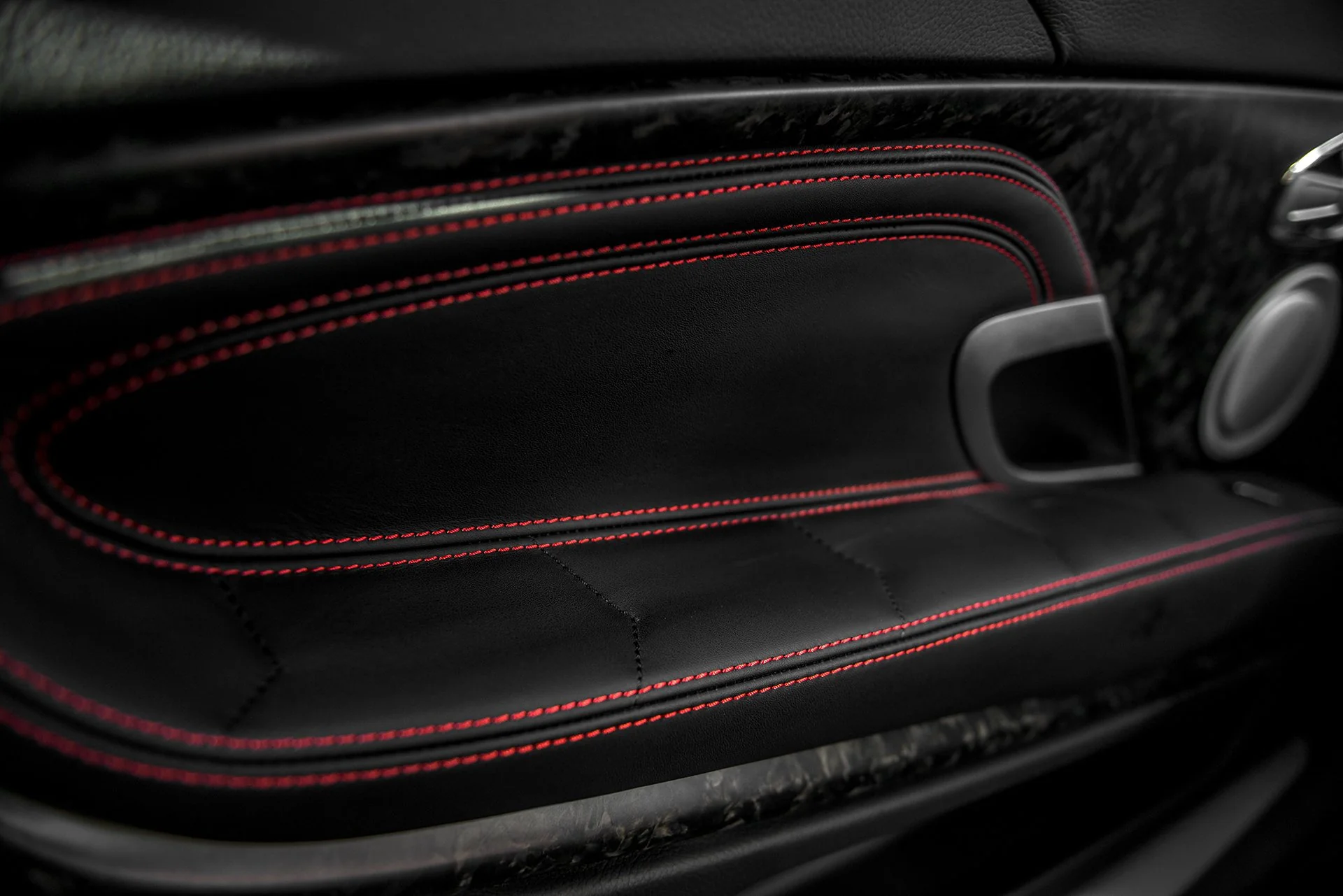 Aston Martin DB11 (2016 Onwards) Leather Interior - Image 4