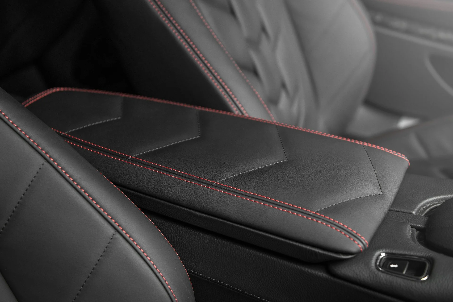 Aston Martin DB11 (2016 Onwards) Leather Interior - Image 6