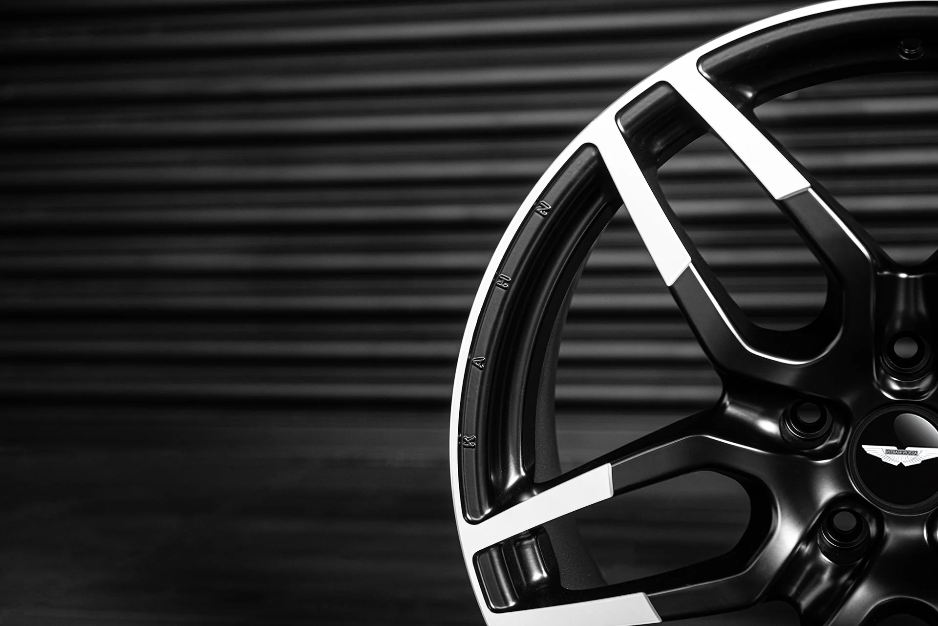 Aston Martin Rapide (2010-2013) Superleggera Light Alloy Wheels - Image 6