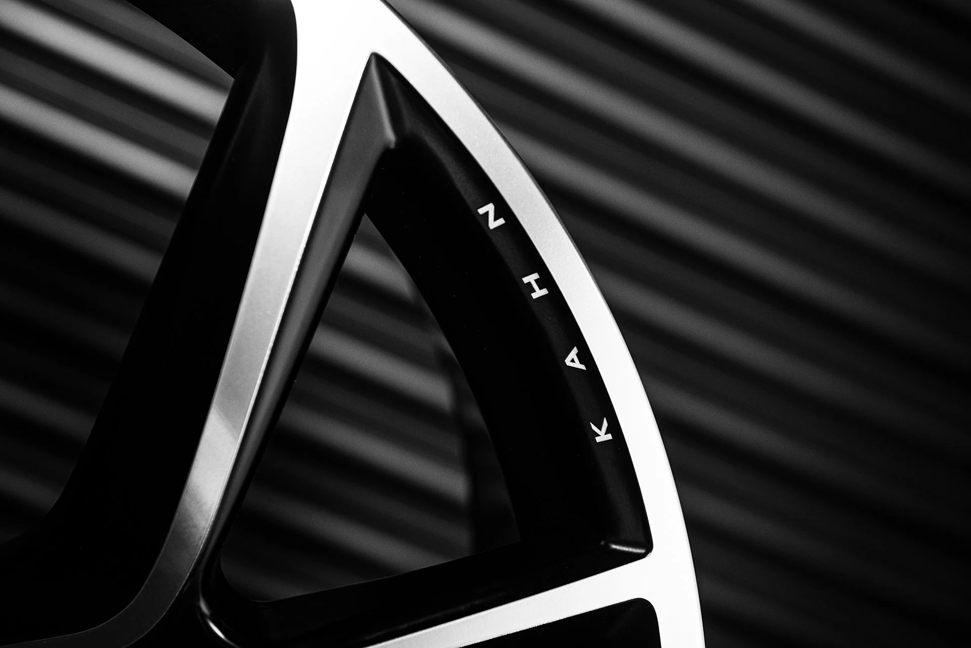 Bentley Bentayga (2016-2020) Type 56 RS-Forged Light Alloy Wheels - Image 11