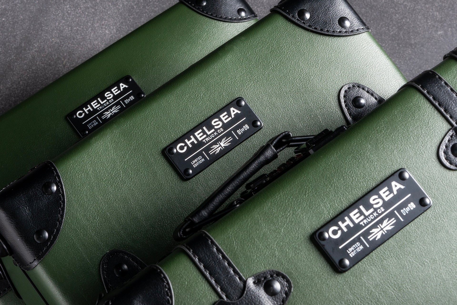 Chelsea Truck Company Vintage Inspired Travel Luggage Set - Image 5
