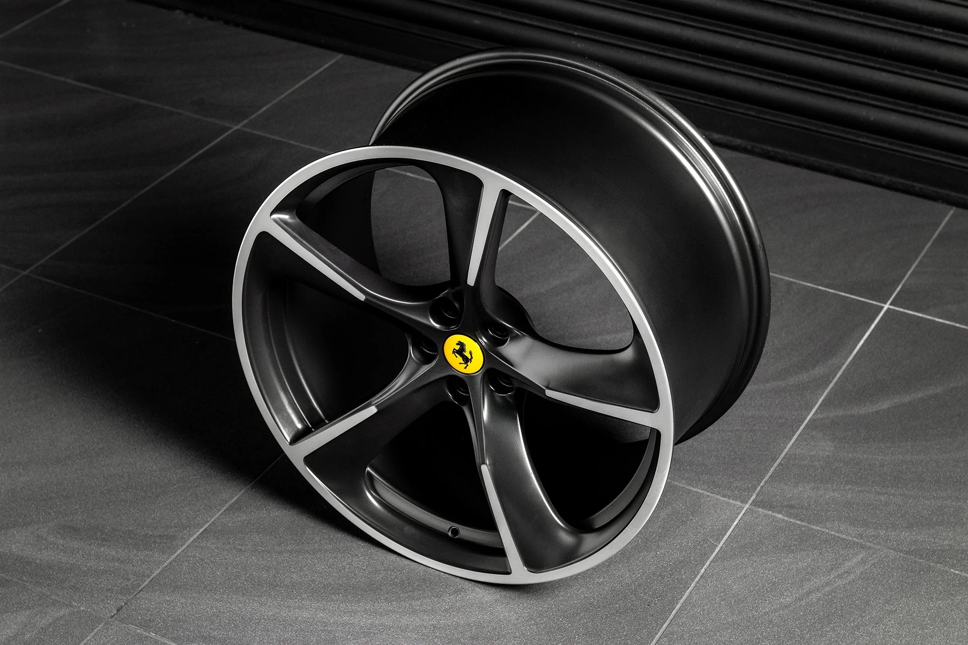 Ferrari FF Grand Edition Remastered Forged Alloy Wheels - Image 3