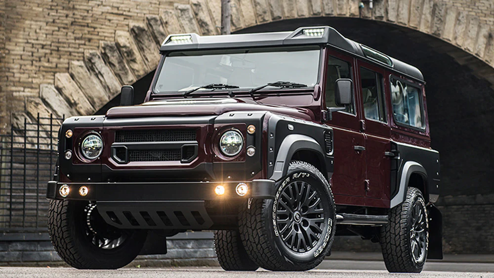 Land Rover Defender (1991-2016) Front Roof Shield with Integrated LED Lights - Image 8