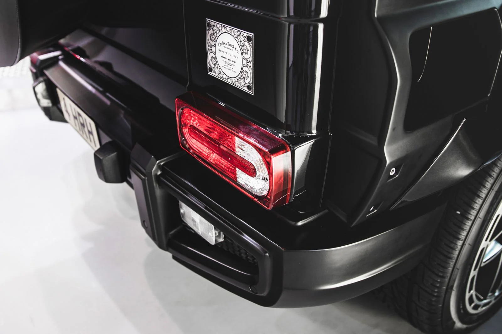 Mercedes G-Wagon (1990-2018) Vented Rear Bumper - Image 3