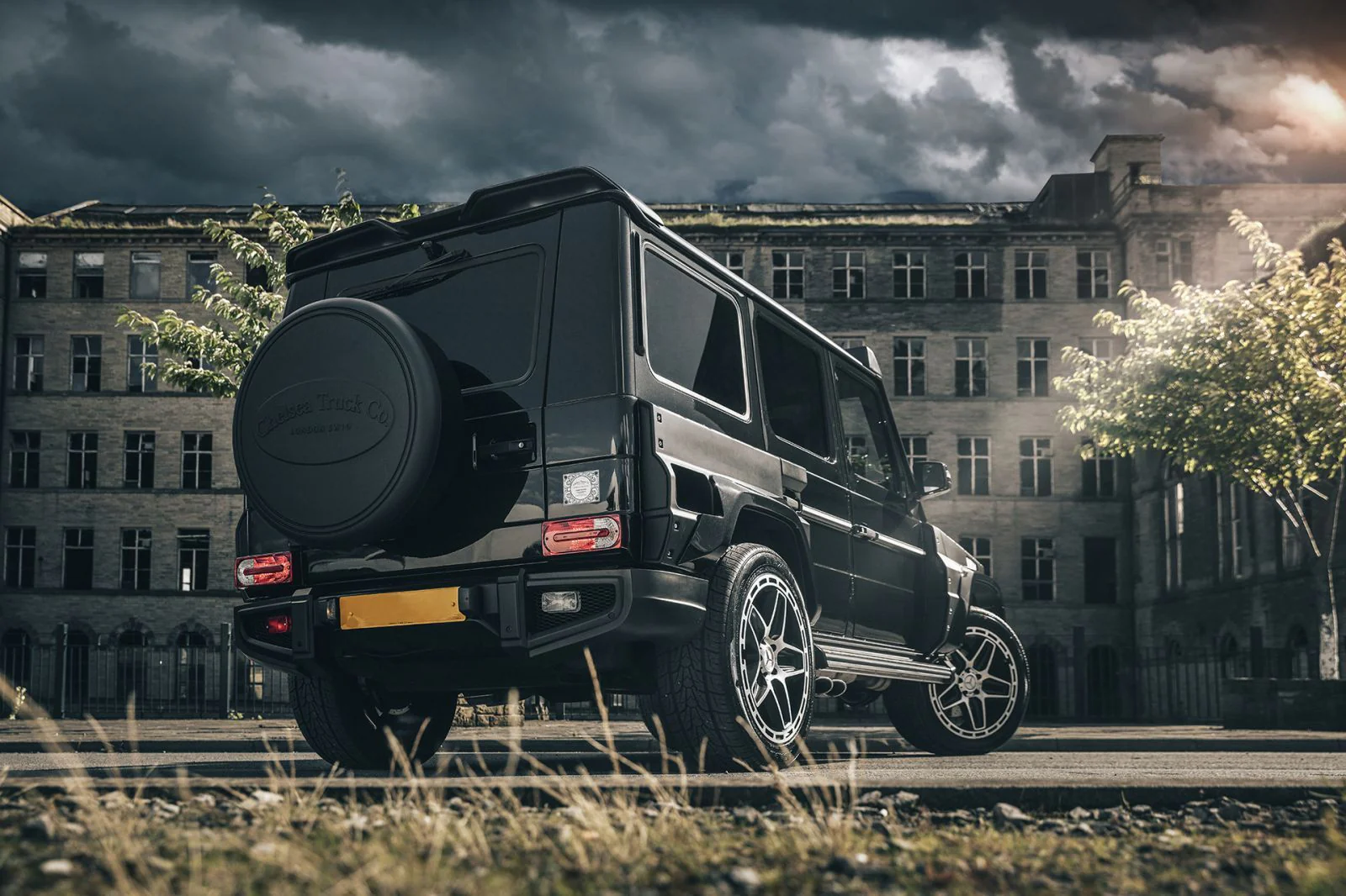 Mercedes G-Wagon (1990-2018) Vented Rear Bumper - Image 4