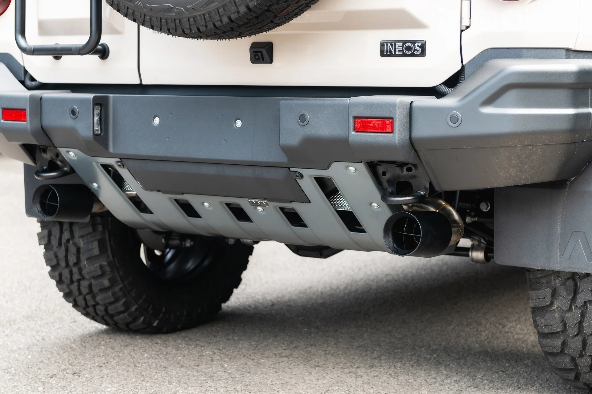 INEOS Grenadier (2023 Onwards) Black Crosshair Exhaust System - Diesel - Image 3
