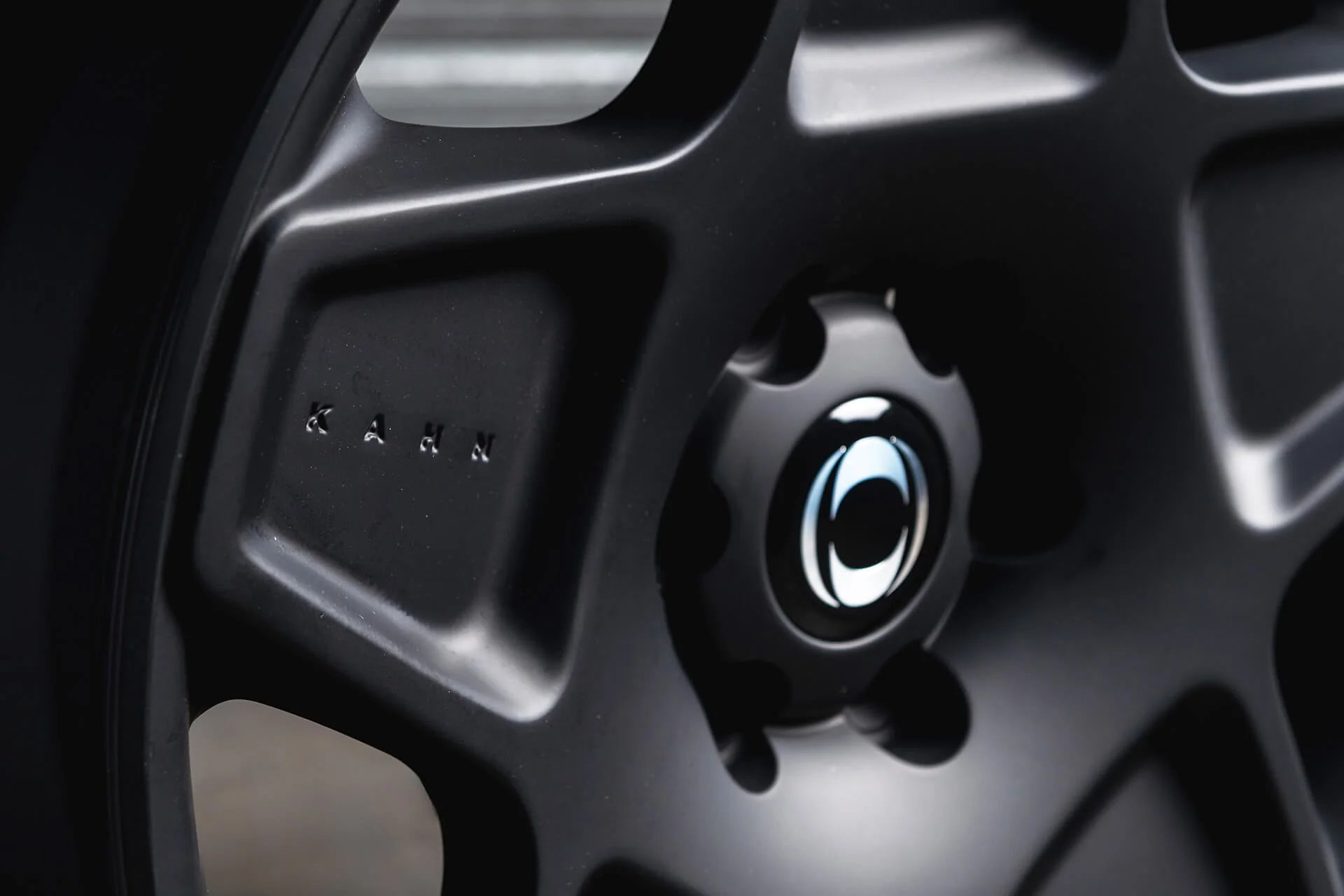 INEOS Grenadier (2023 Onwards) Alloy Wheels - Mondial Retro RS-Forged - Image 4