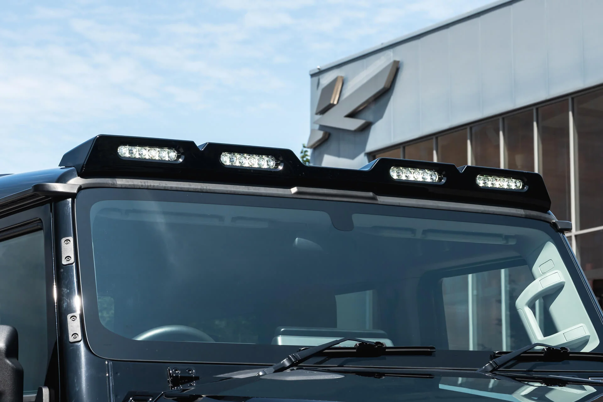INEOS Grenadier (2023 Onwards) Quad Roof Shield with LED Lights - Image 4