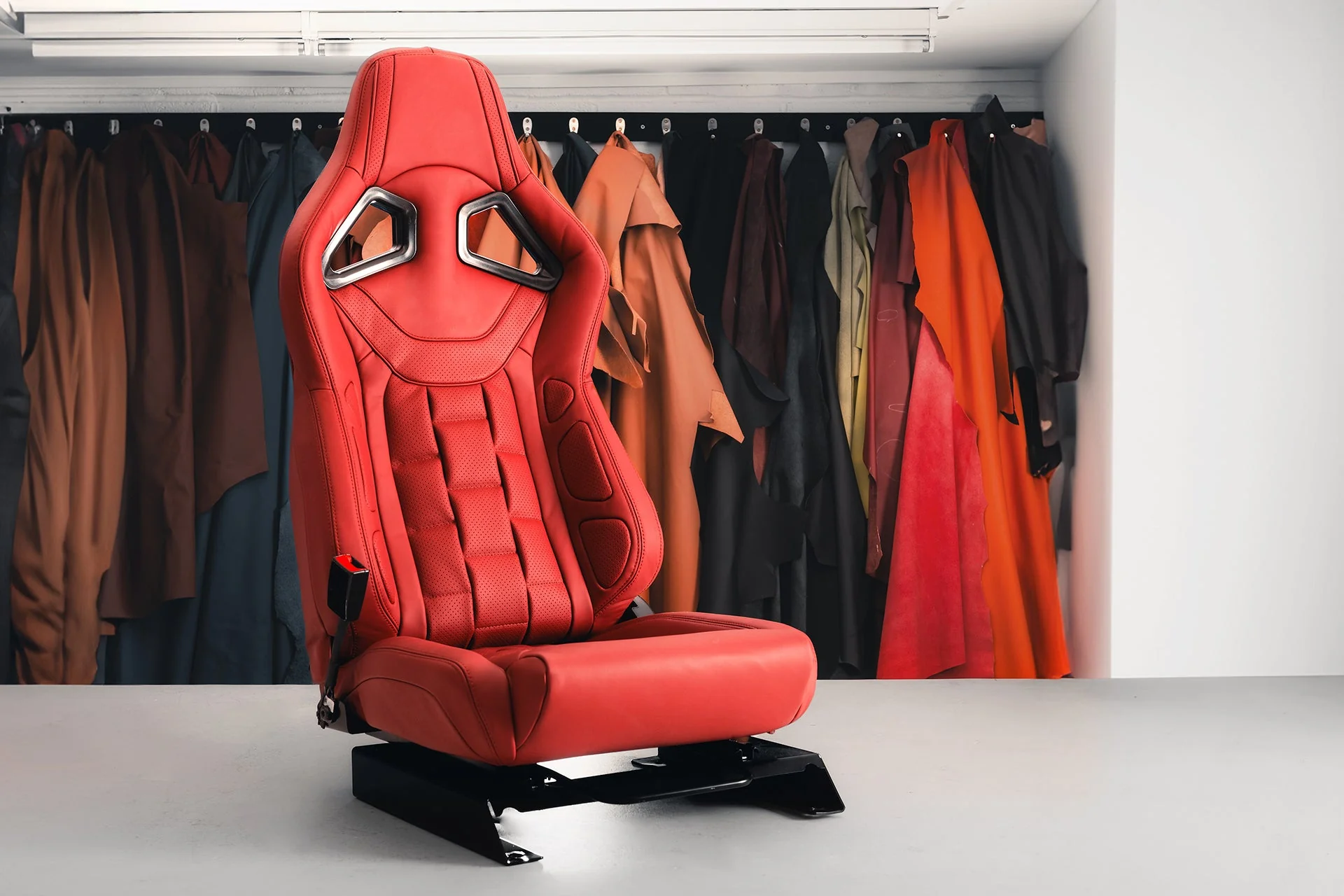 INEOS Grenadier (2023 Onwards) Sport Seat Leather Interior - Image 20