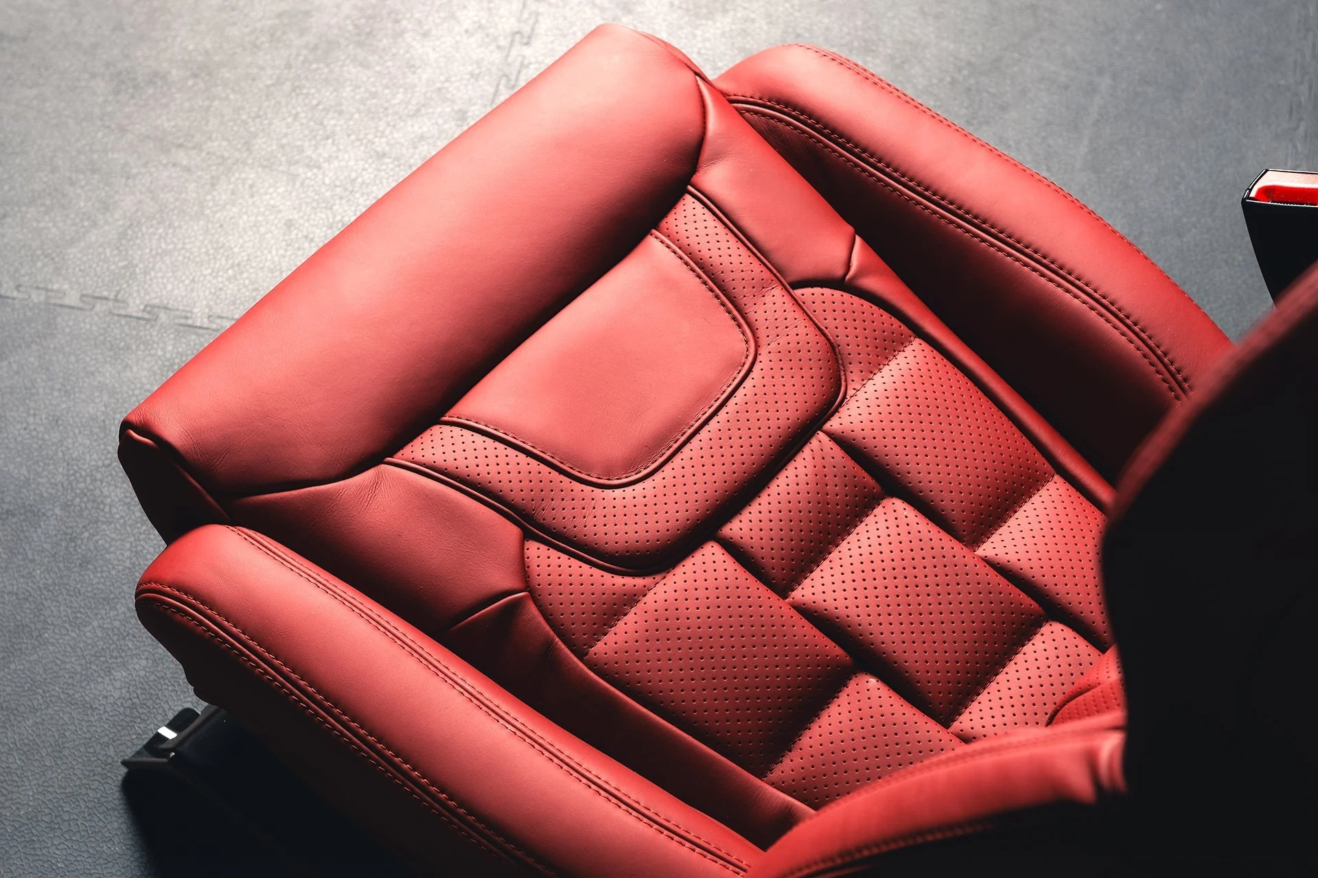 INEOS Grenadier (2023 Onwards) Sport Seat Leather Interior - Image 23