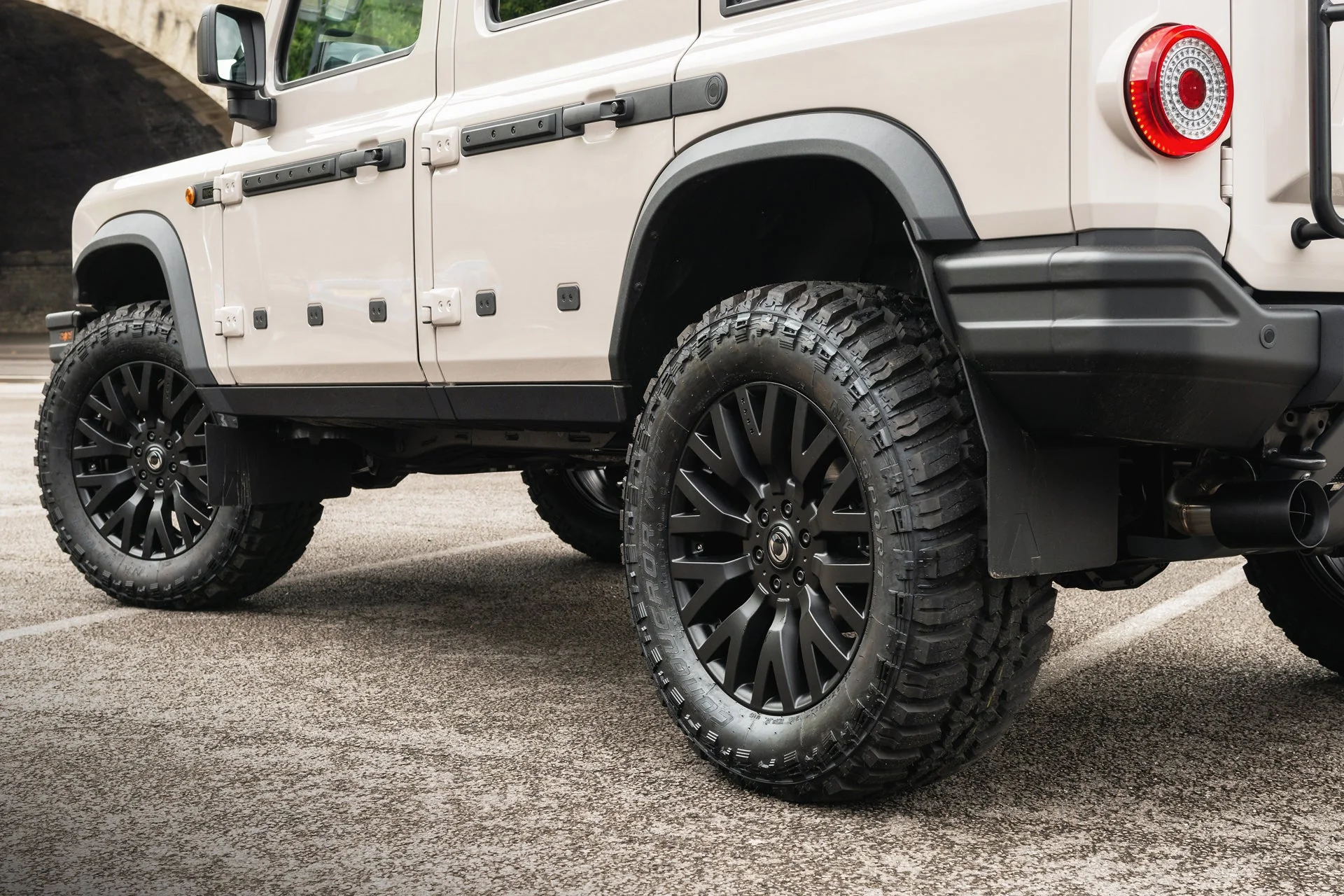INEOS Grenadier (2023 Onwards) 30mm Suspension Lift Kit - Image 12