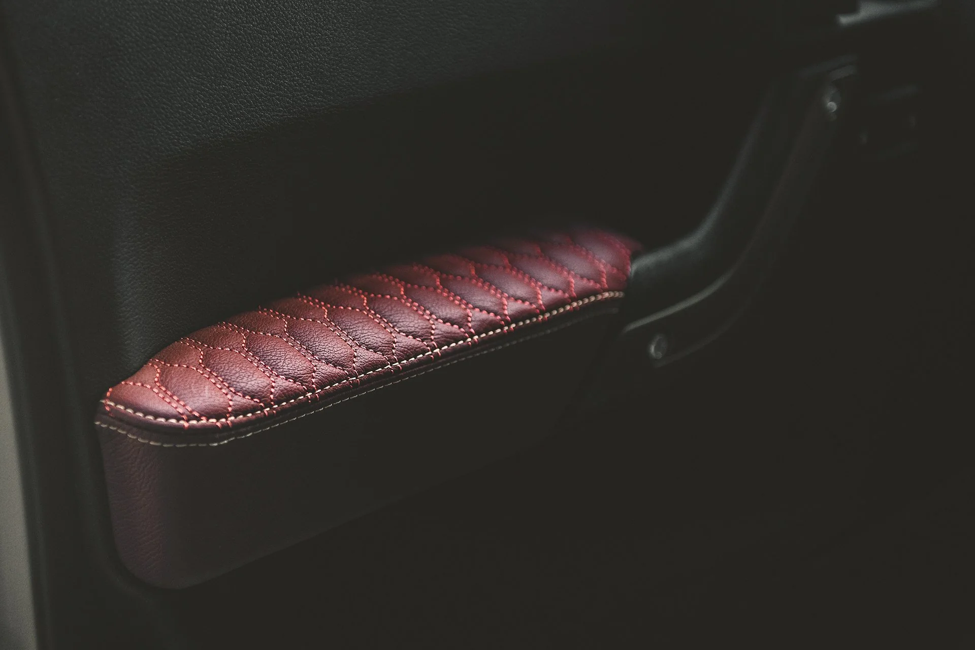 Jeep Wrangler JK 4 Door (2013-2018) Comfort Leather Interior - Image 9