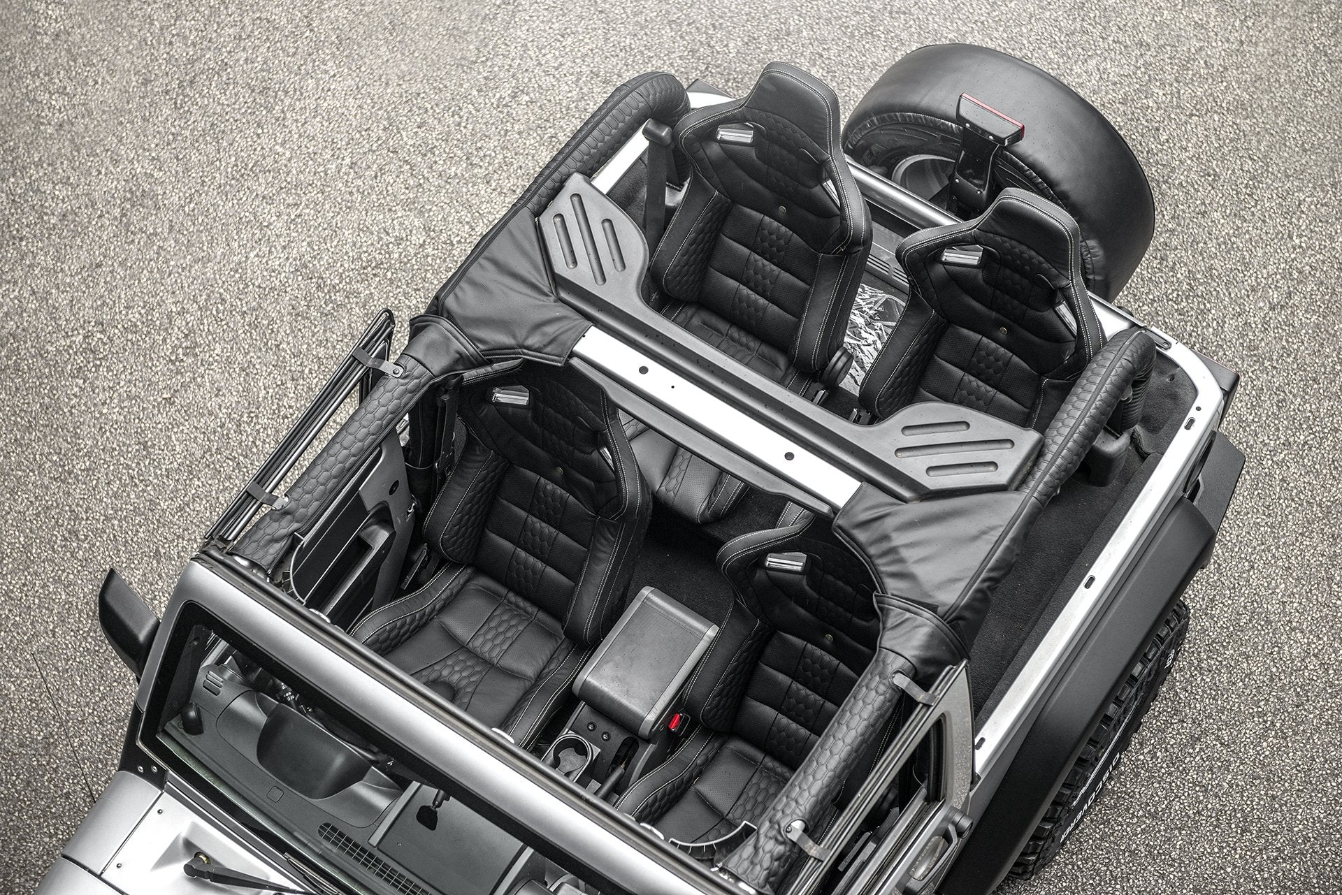 Jeep Wrangler JK 2 Door (2007-2018) 4 Seats Sport Leather Interior - Image 4