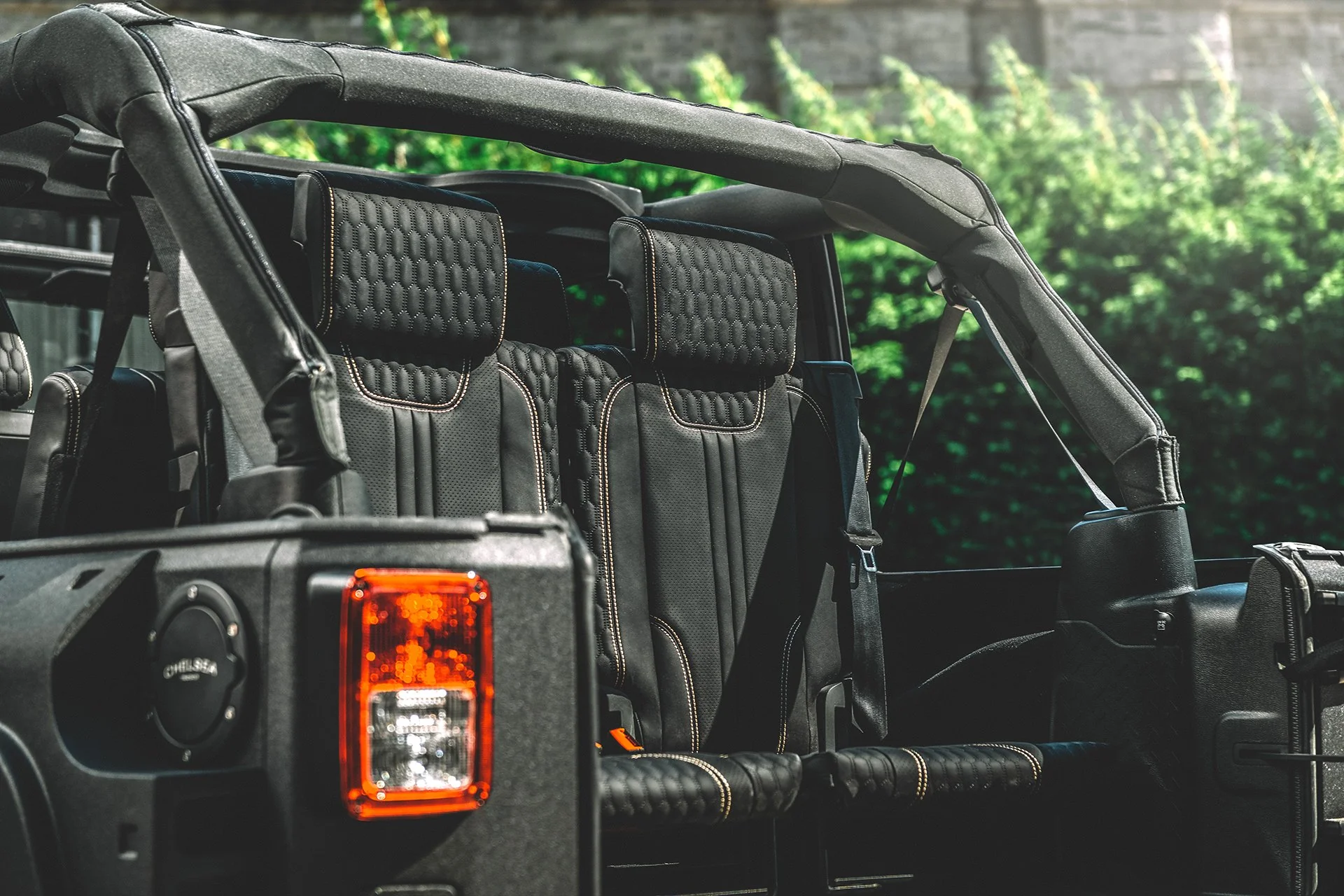 Jeep Wrangler JK 4 Door (2007-2018) 7 Seat Conversion - Image 3
