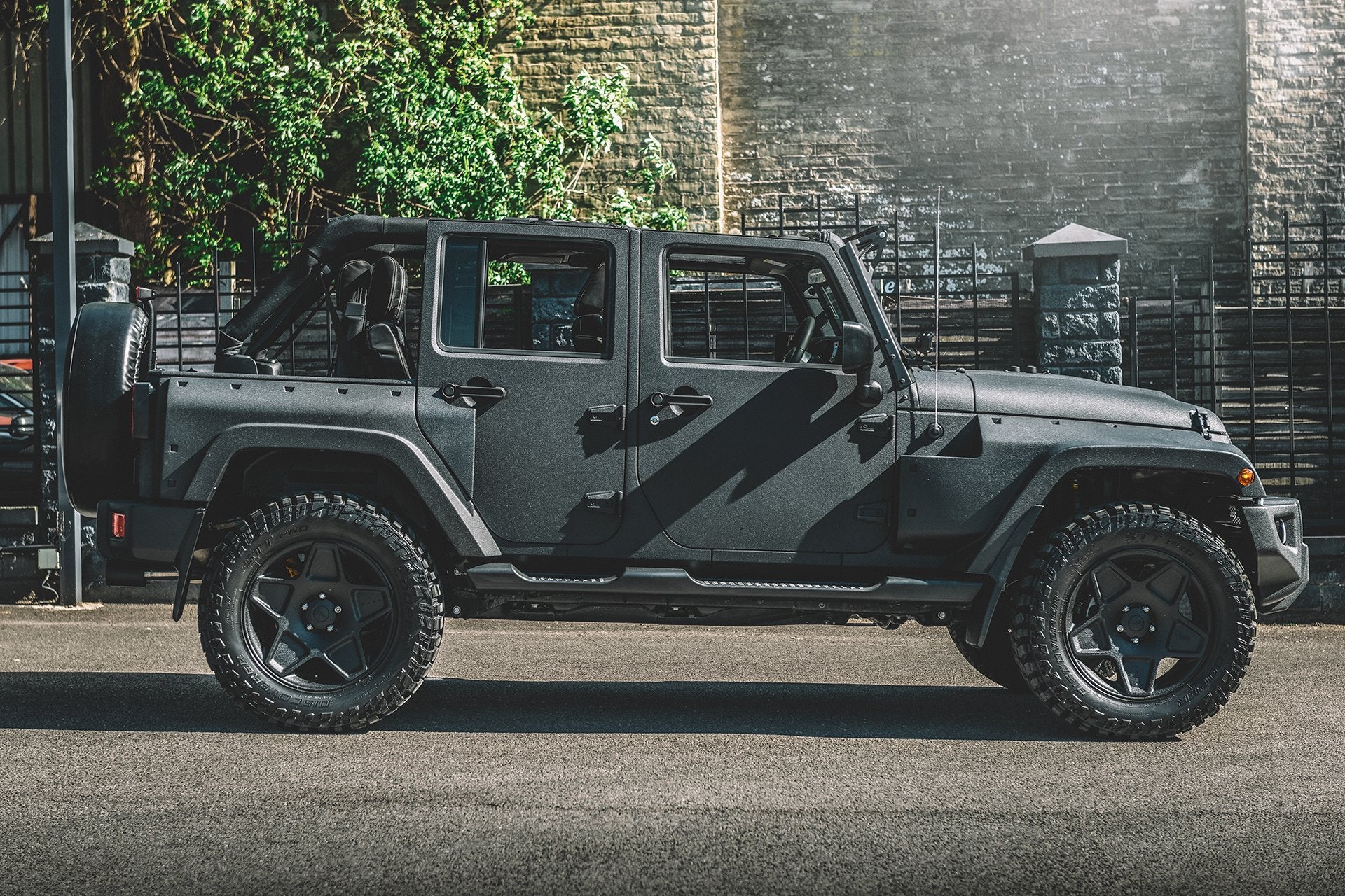 Jeep Wrangler JK 4 Door (2007-2018) 7 Seat Conversion - Image 6