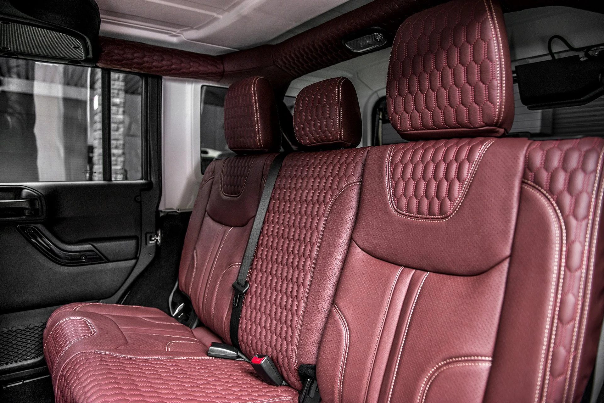 Jeep Wrangler JK 4 Door (2013-2018) Sport Leather Interior - Image 10
