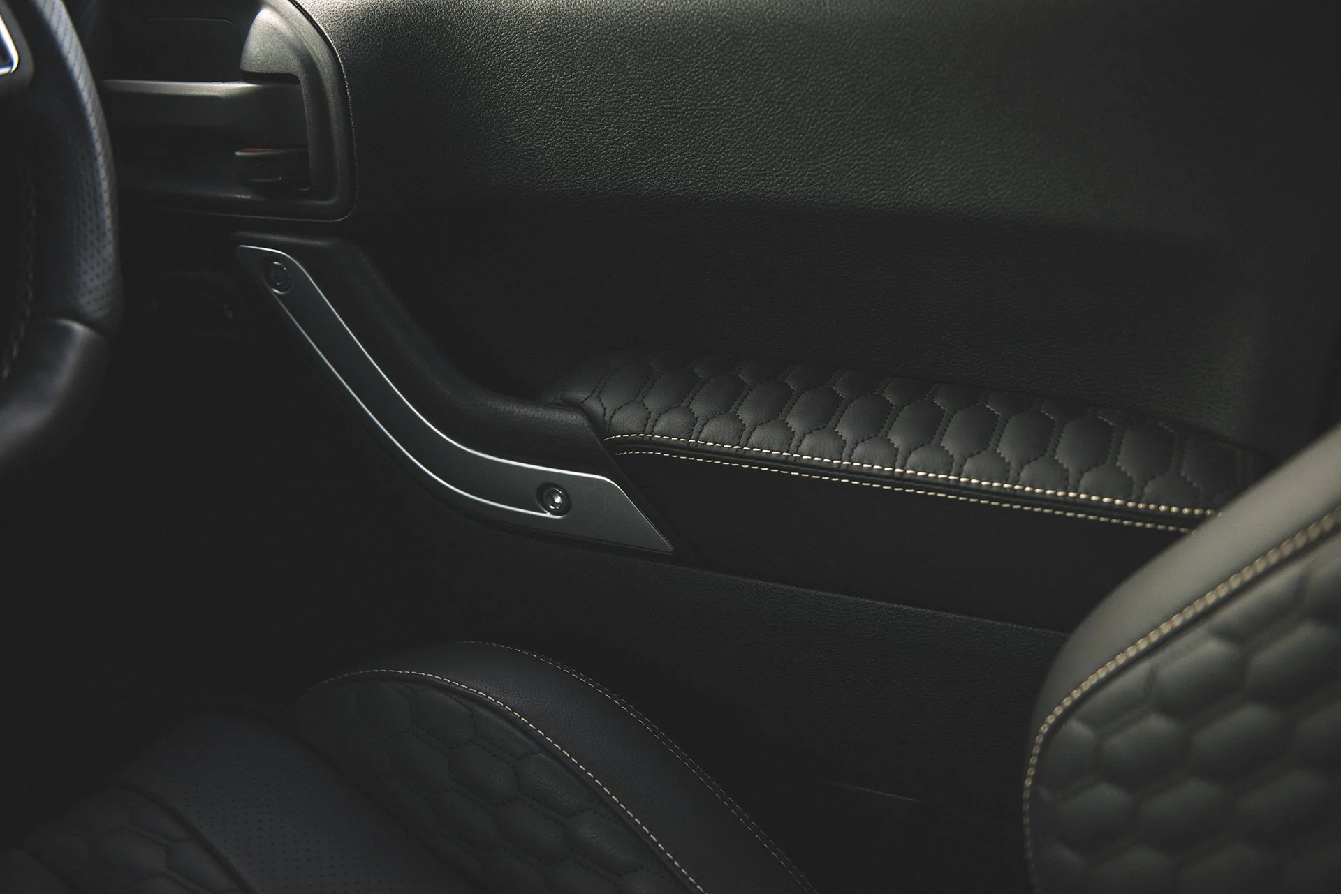 Jeep Wrangler JK 4 Door (2013-2018) Sport Leather Interior - Image 7