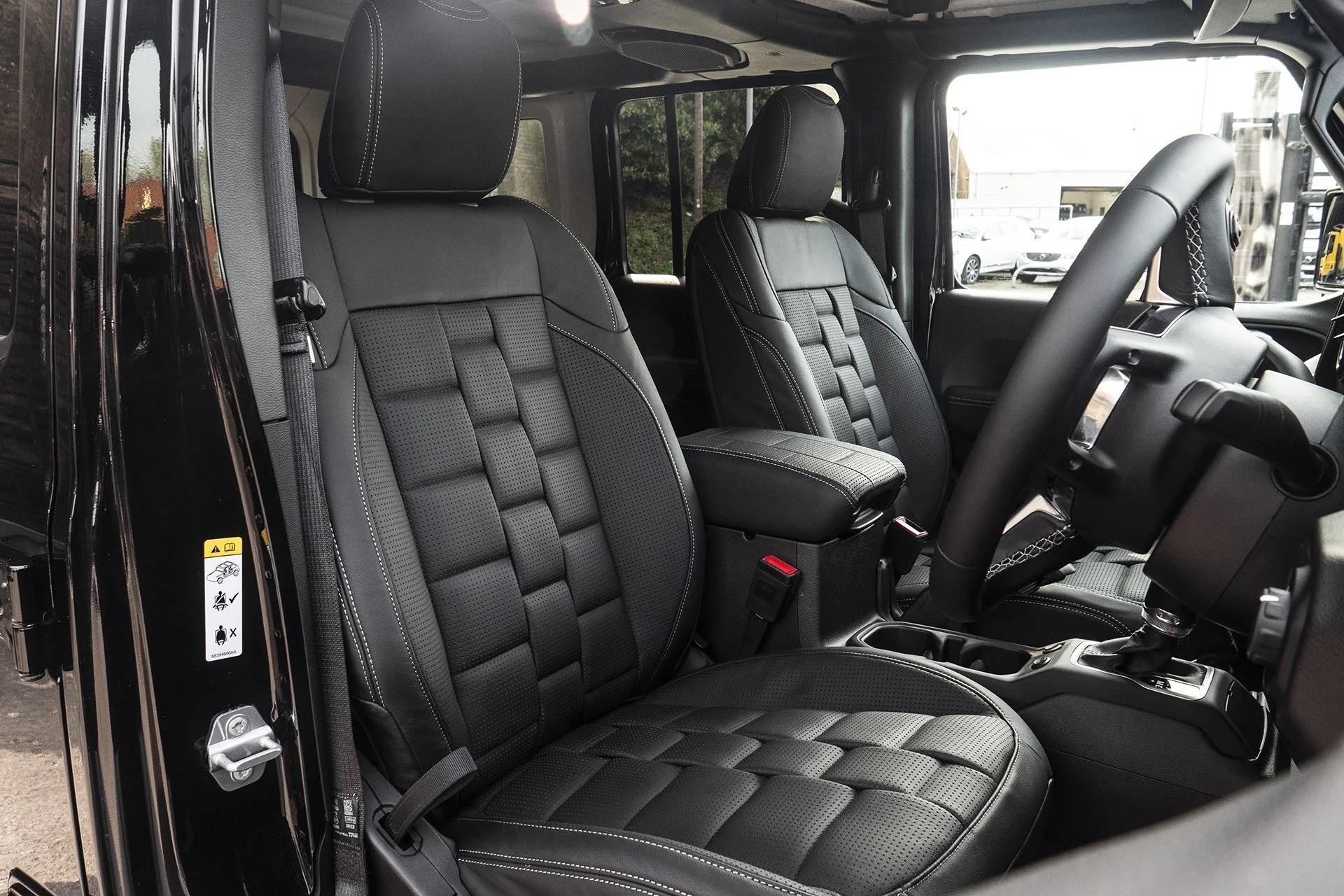 Jeep Wrangler JL 2 Door (2018 Onwards) Comfort Leather Interior - Image 13