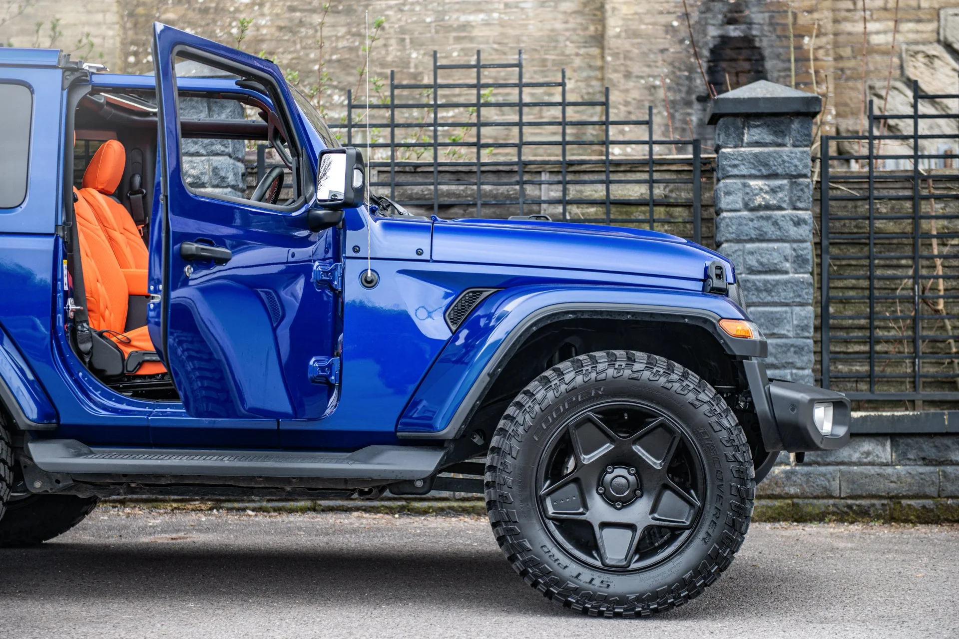Jeep Wrangler JL 2 Door (2018 Onwards) Comfort Leather Interior - Image 7