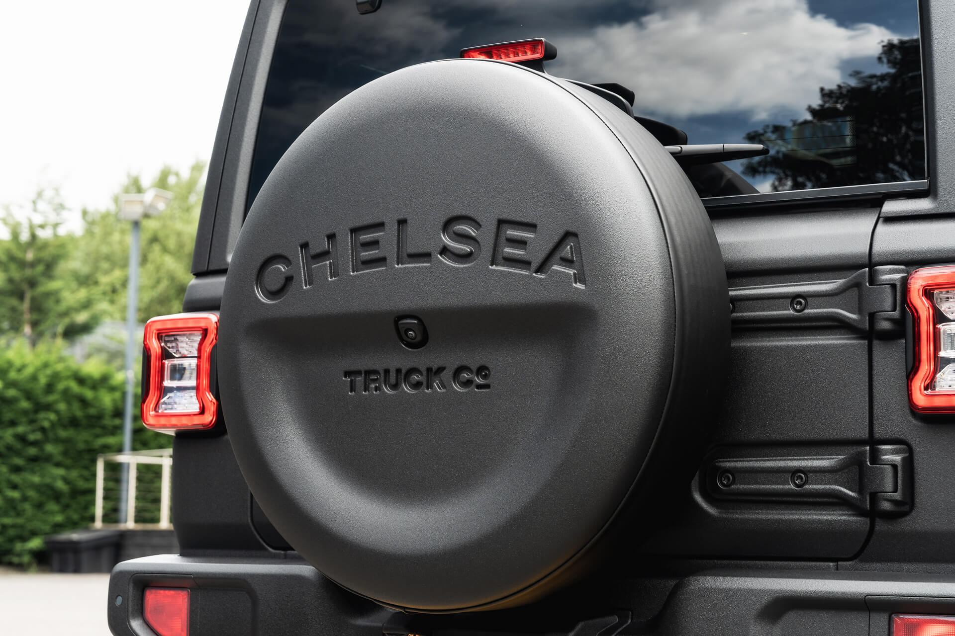 Jeep Wrangler JL (2018 Onwards) Chelsea Truck Company Expedition Hard Spare Wheel Cover - Image 15