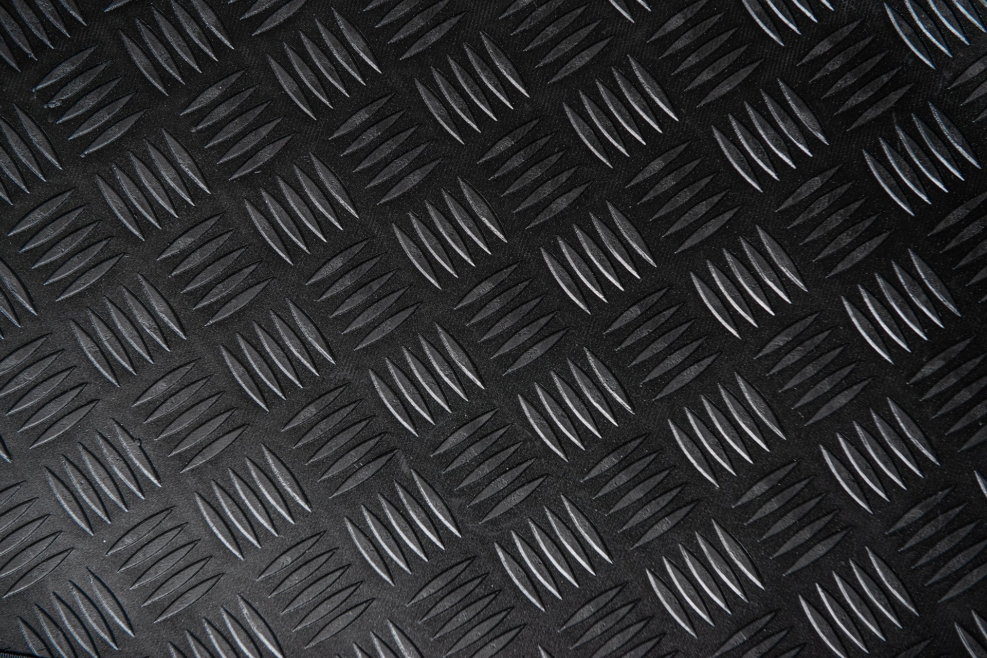 JEEP WRANGLER JL (2018 Onwards) CHEQUERED RUBBER MATS - 2 Door - Image 5