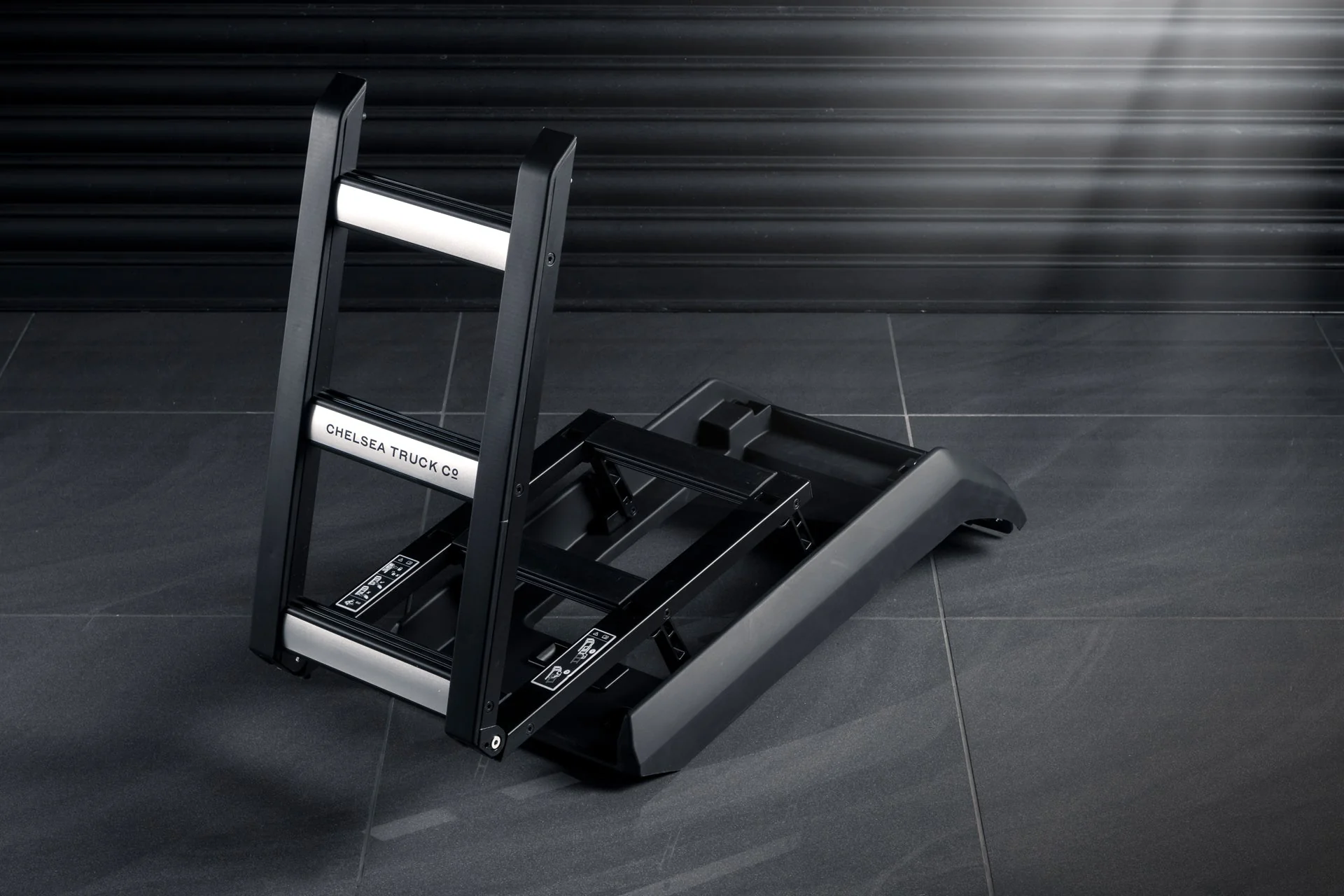 JEEP WRANGLER JL (2018 Onwards) Expedition Roof Rack and Side Ladder - Image 11