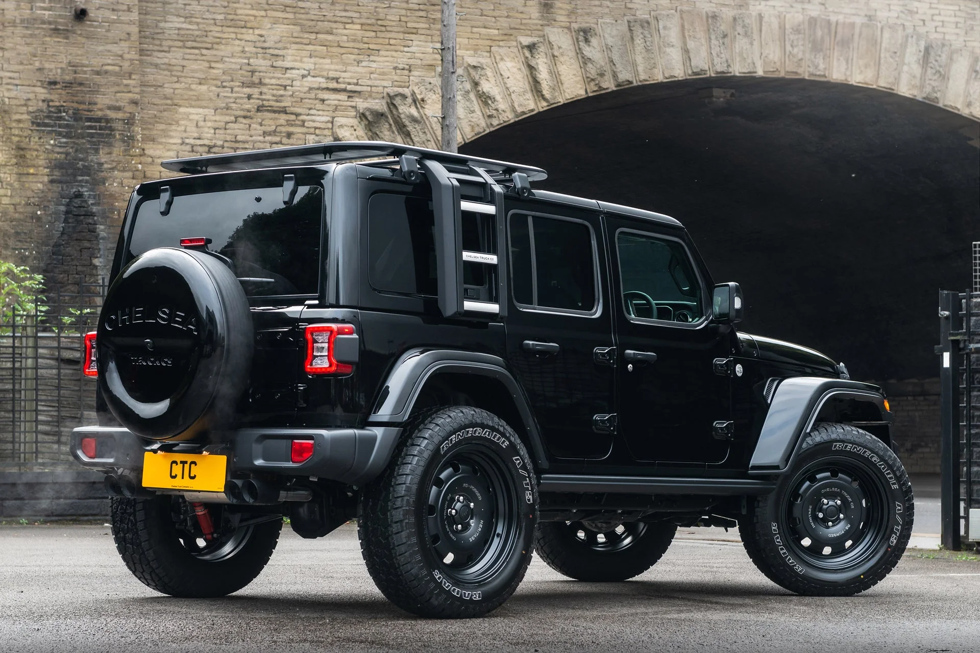 JEEP WRANGLER JL (2018 Onwards) Expedition Roof Rack and Side Ladder - Image 42