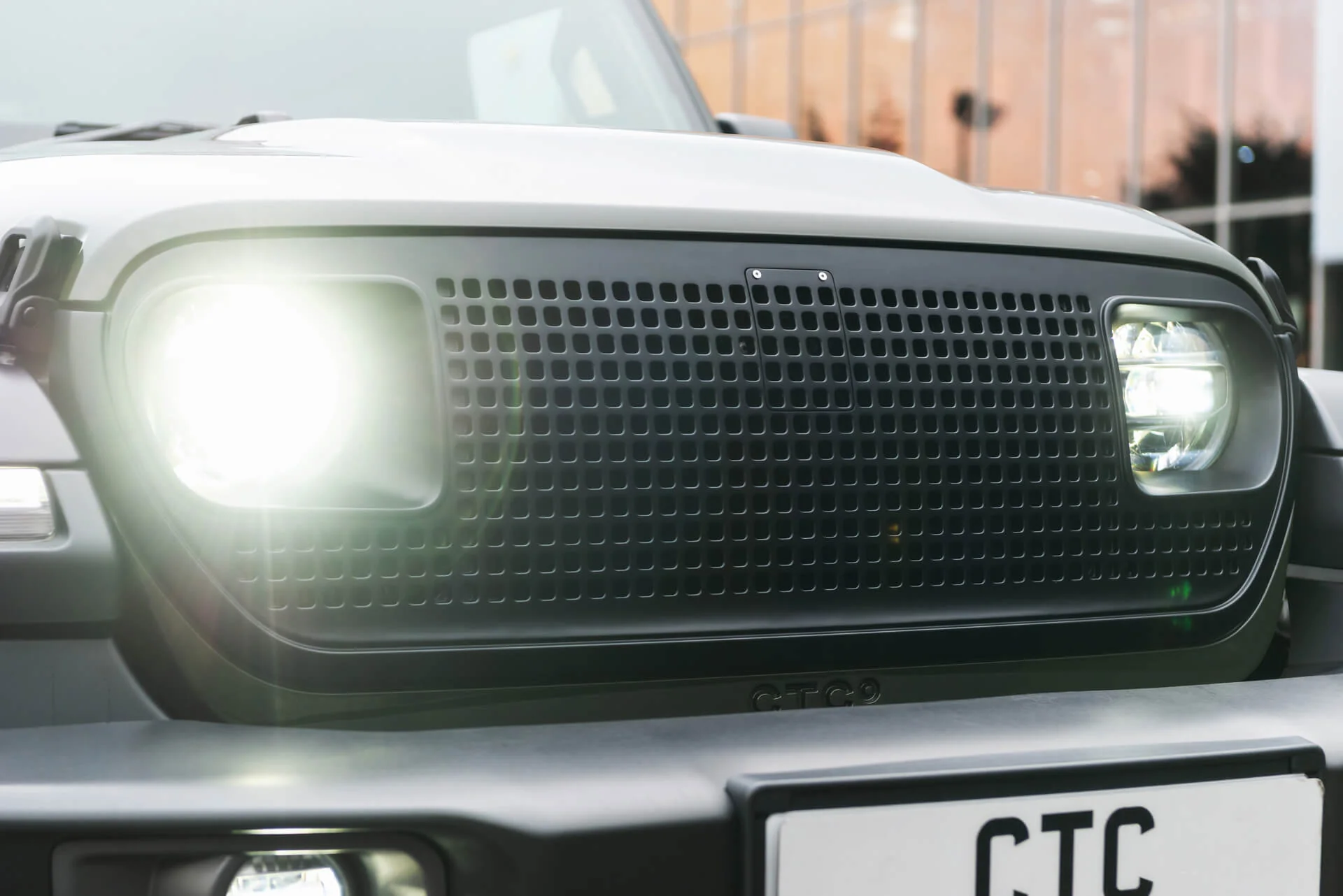JEEP WRANGLER JL (2018 Onwards) Heritage Lattice Front Grille - Image 16