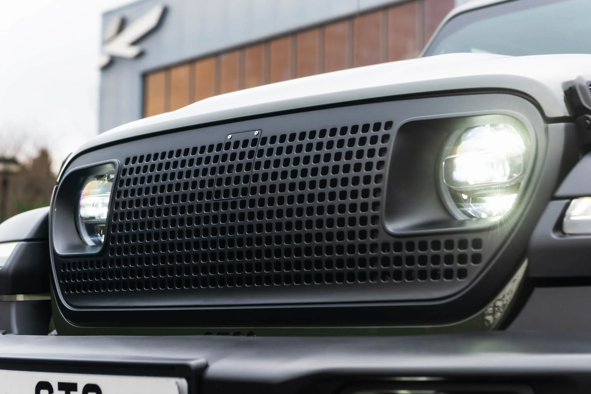 JEEP WRANGLER JL (2018 Onwards) Heritage Lattice Front Grille - Image 5
