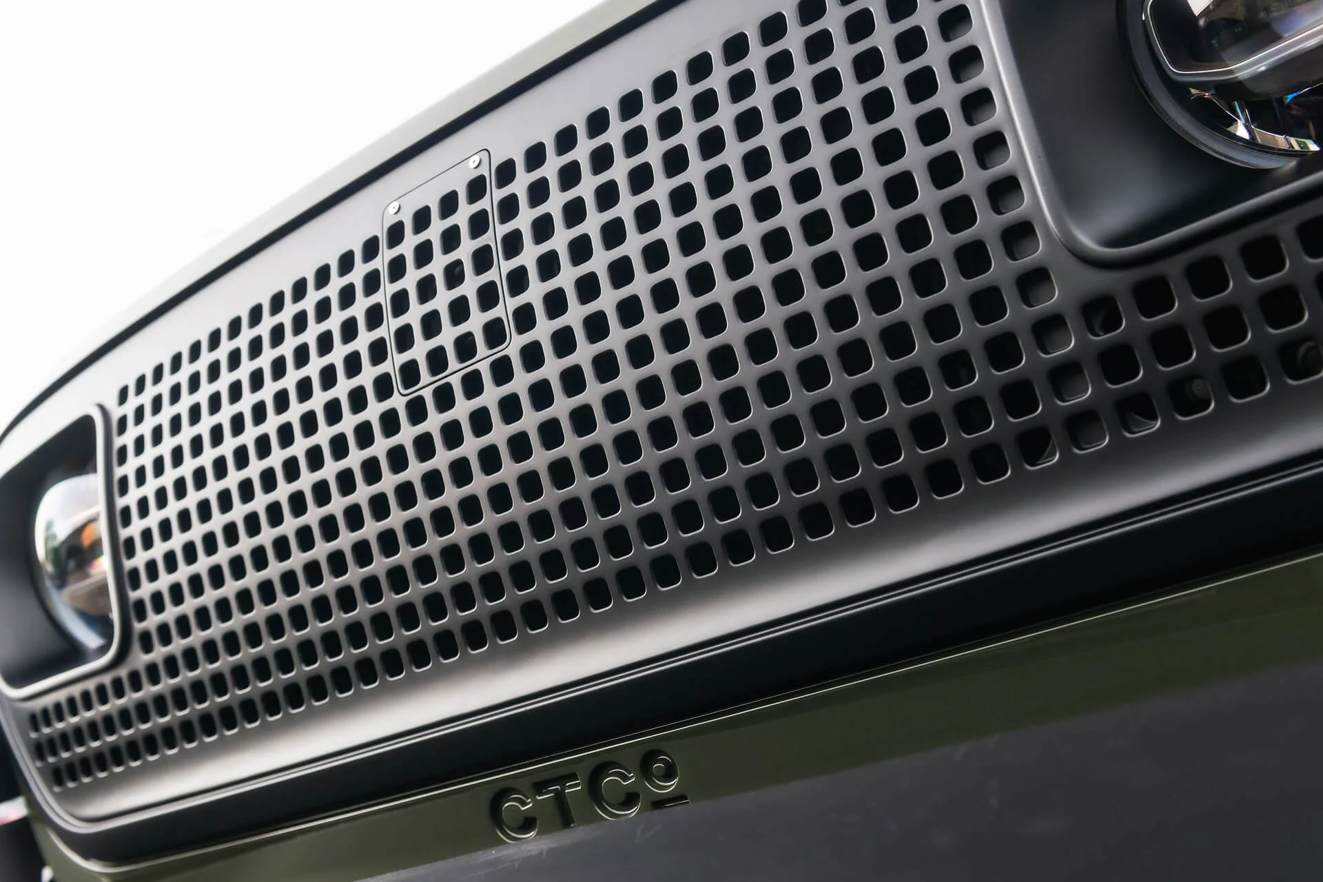 JEEP WRANGLER JL (2018 Onwards) Heritage Lattice Front Grille - Image 6