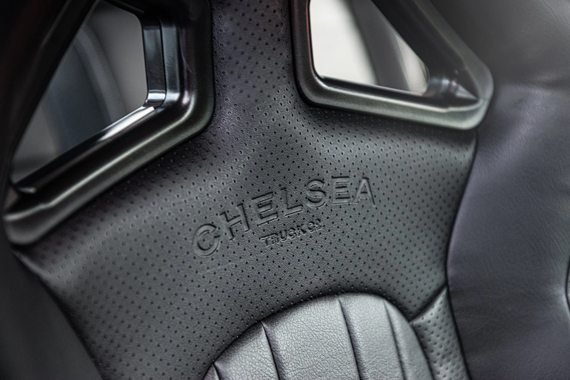 Jeep Wrangler JL (2018 Onwards) Lightweight Vegan Leather Heritage Sport Seats - Image 23