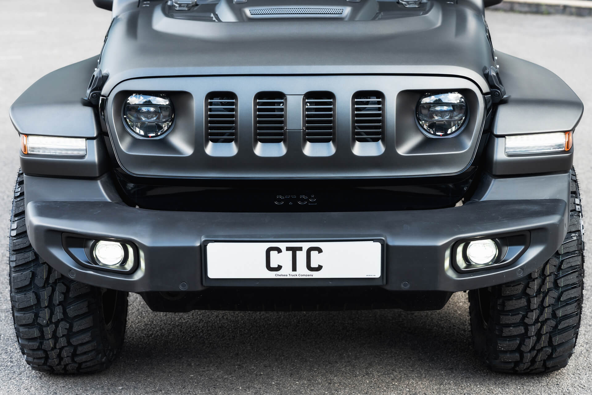 JEEP WRANGLER JL (2018 Onwards) SLIMLINE 4 SLOT FRONT GRILLE - Image 10