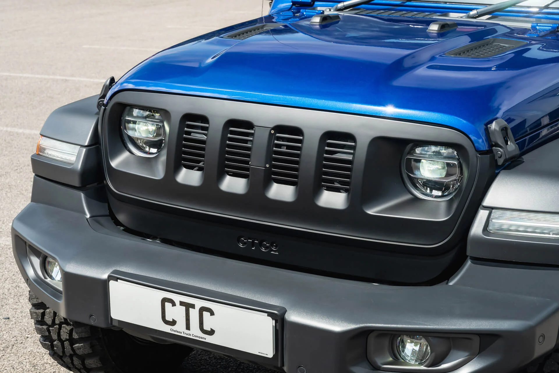 JEEP WRANGLER JL (2018 Onwards) SLIMLINE 4 SLOT FRONT GRILLE - Image 28