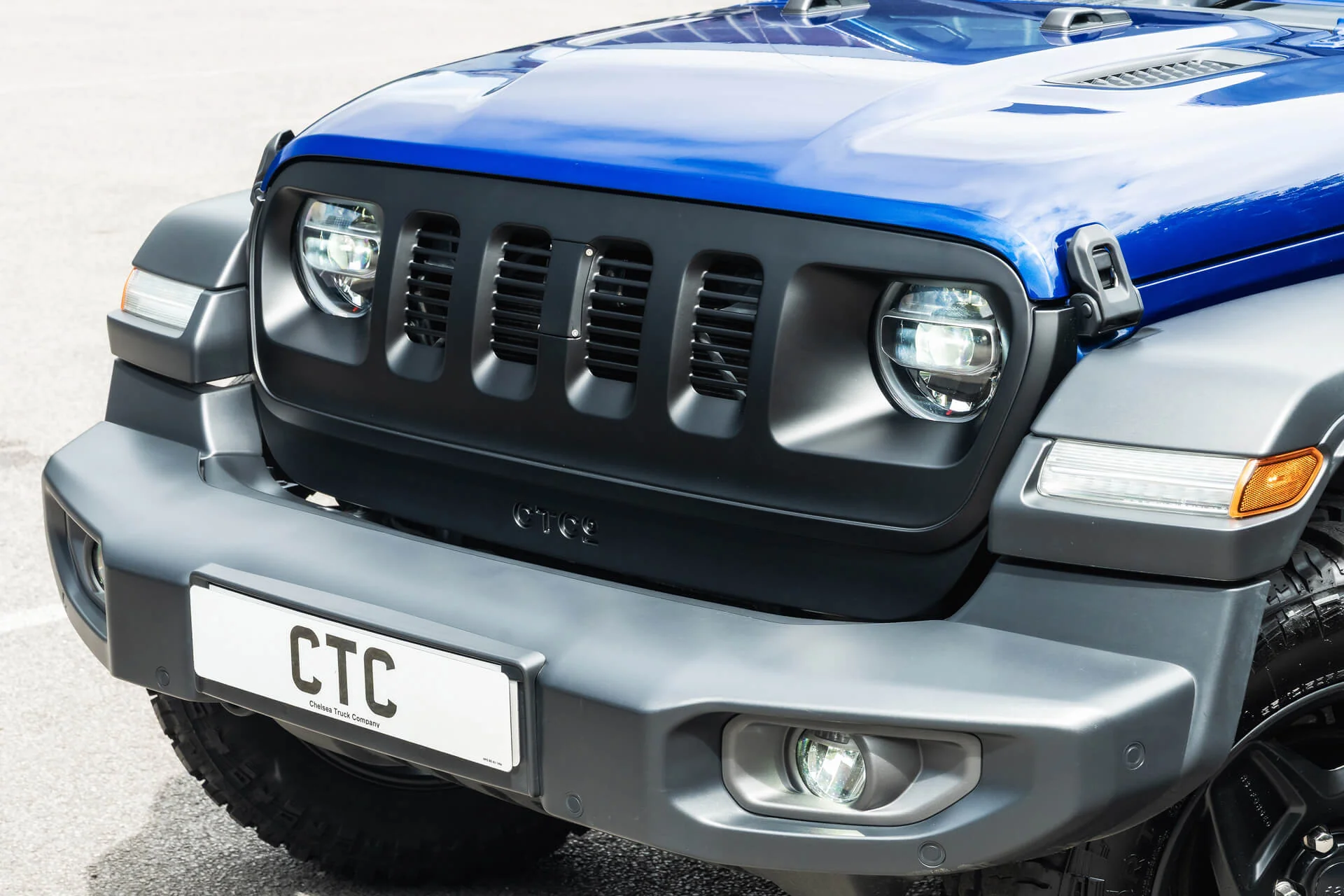 JEEP WRANGLER JL (2018 Onwards) SLIMLINE 4 SLOT FRONT GRILLE - Image 5