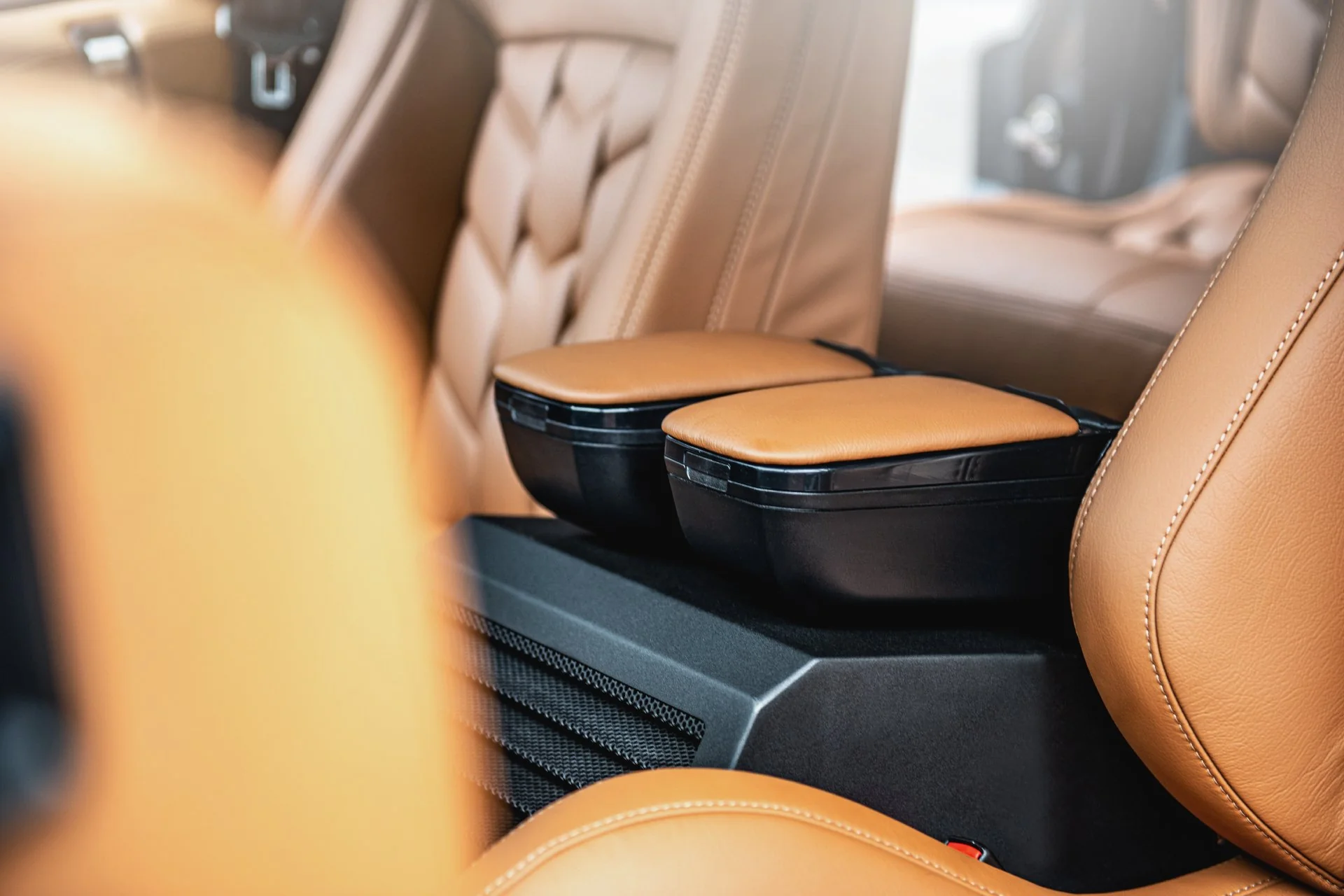 Land Rover Defender 110 (1991-2016) Sport Leather Interior - Image 9