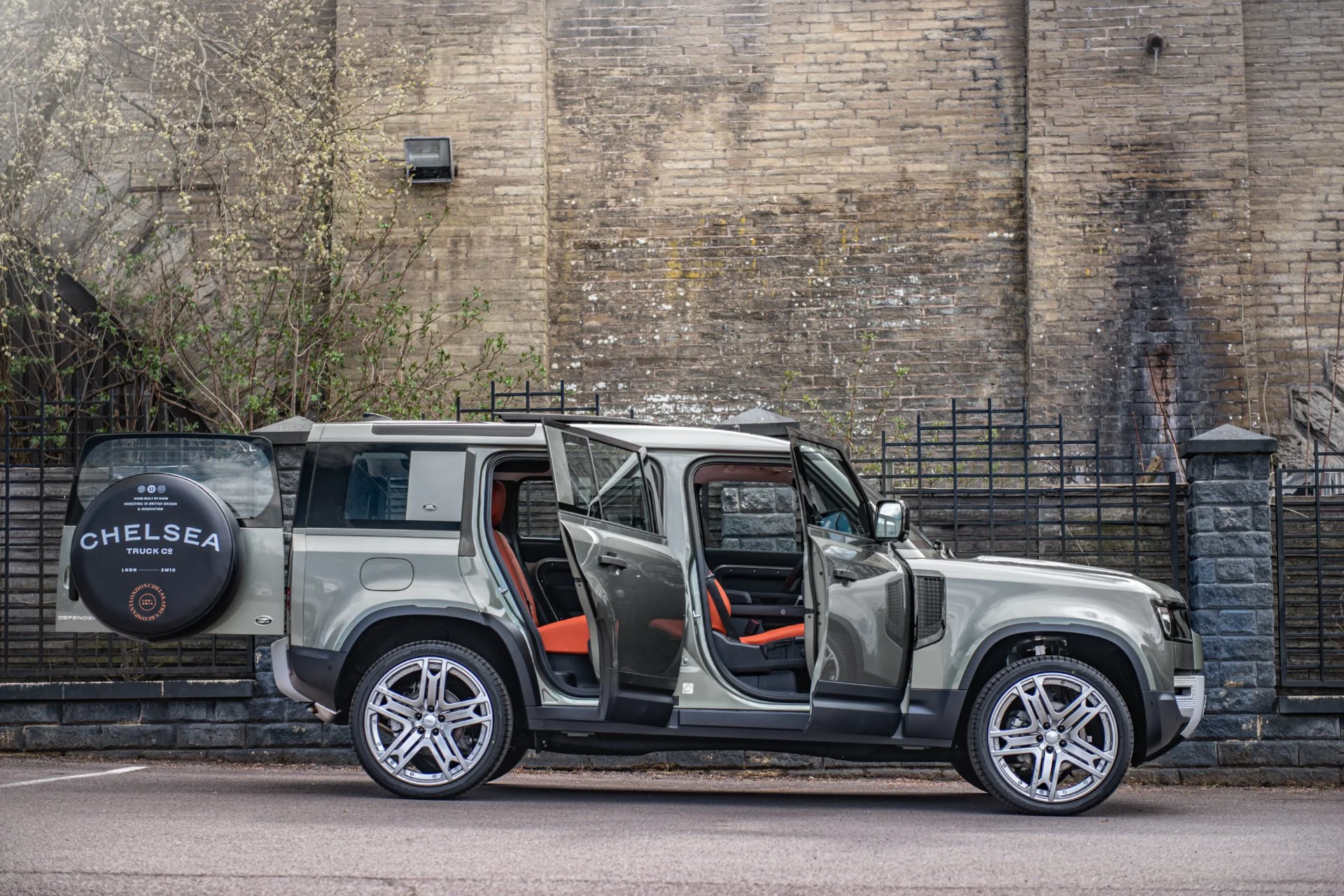 Land Rover Defender 110 (2020 Onwards) Comfort Leather Interior - Image 22