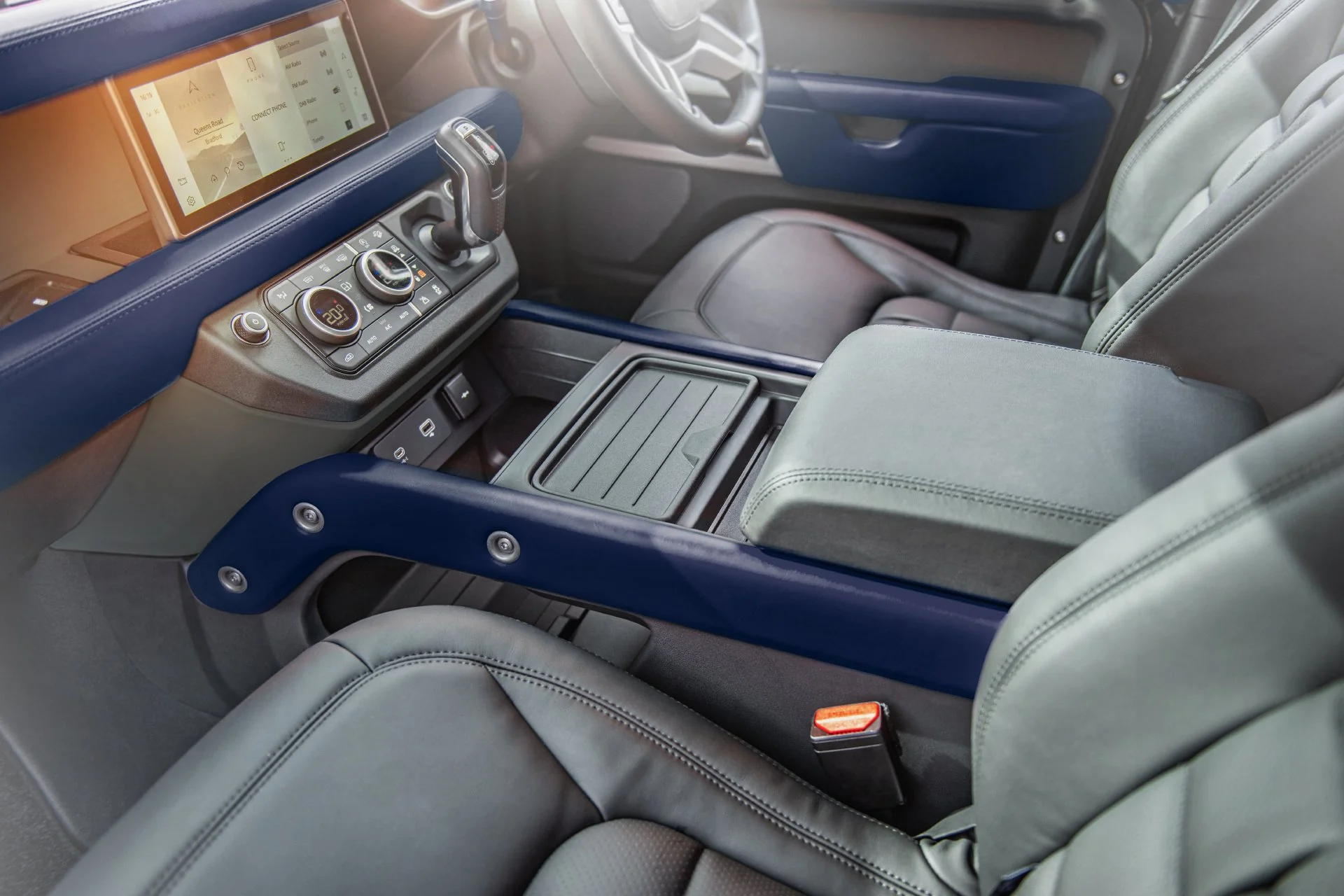 Land Rover Defender 110 (2020 Onwards) Environment 1: Upper, Middle and Lower Interior - Image 5