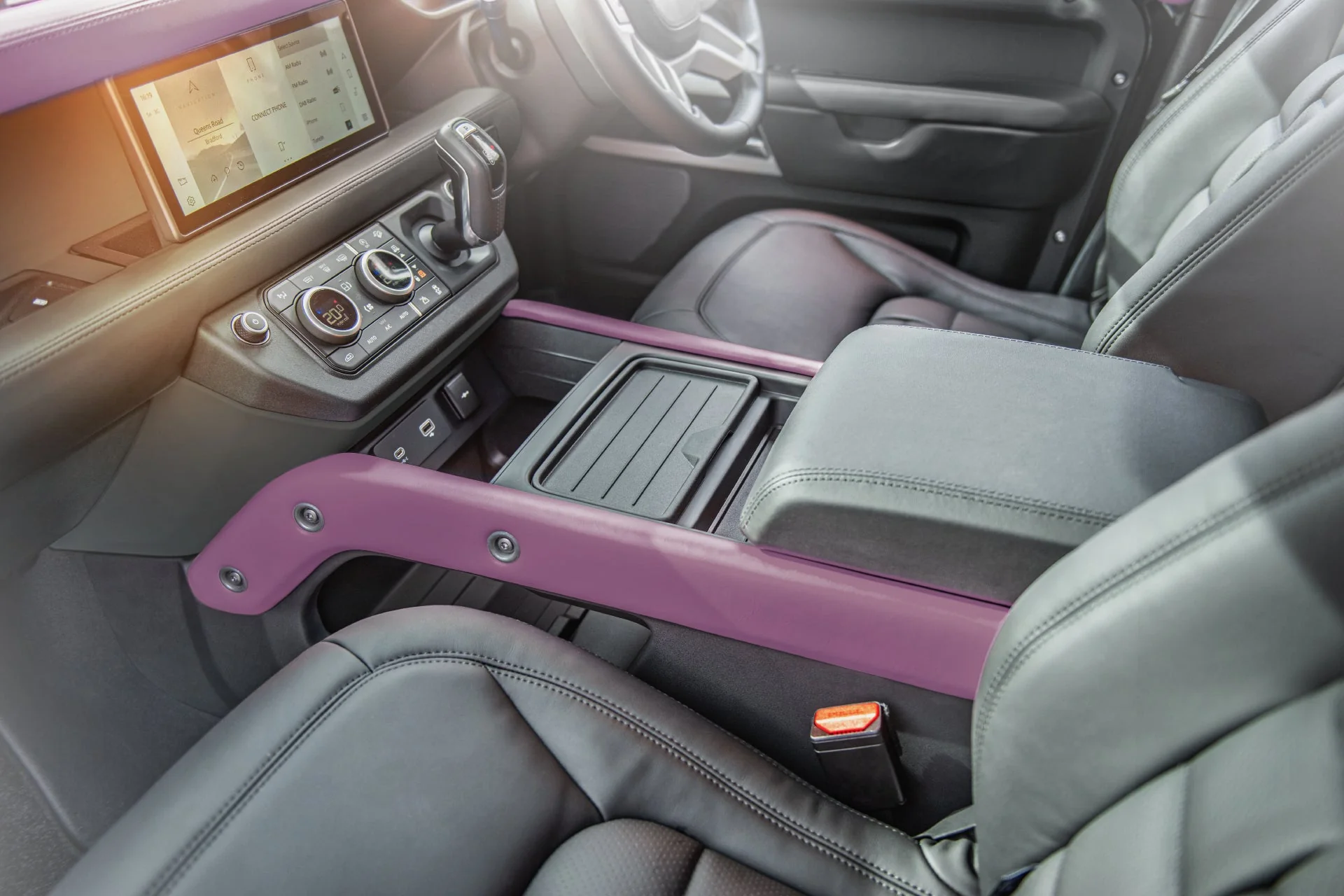 Land Rover Defender 110 (2020 Onwards) Environment 2: Upper and Lower Volcanic Pink Interior - Image 5
