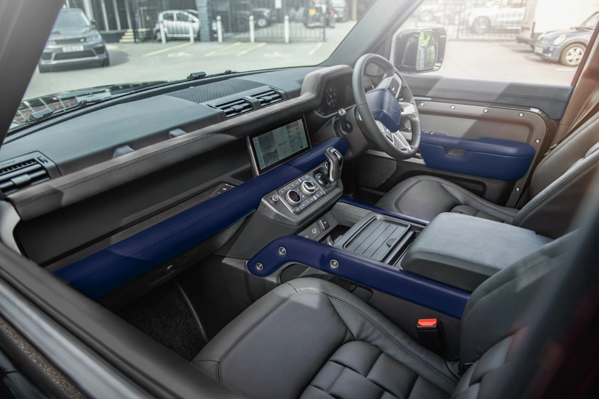 Land Rover Defender 110 (2020 Onwards) Environment 3: Middle and Lower volcanic blue Interior