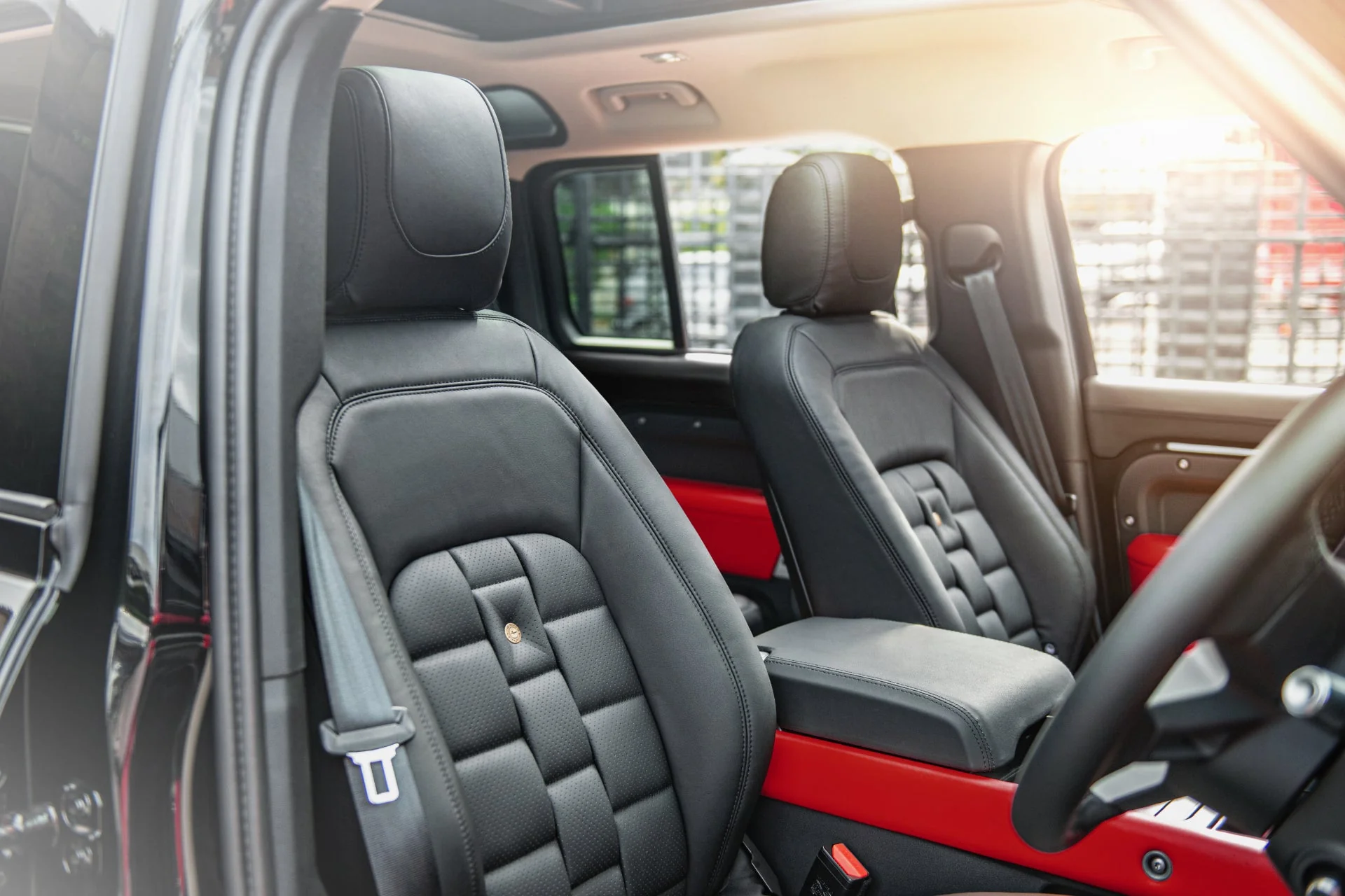 Land Rover Defender 110 (2020 Onwards) Environment 3: Middle and Lower Interior - Image 3