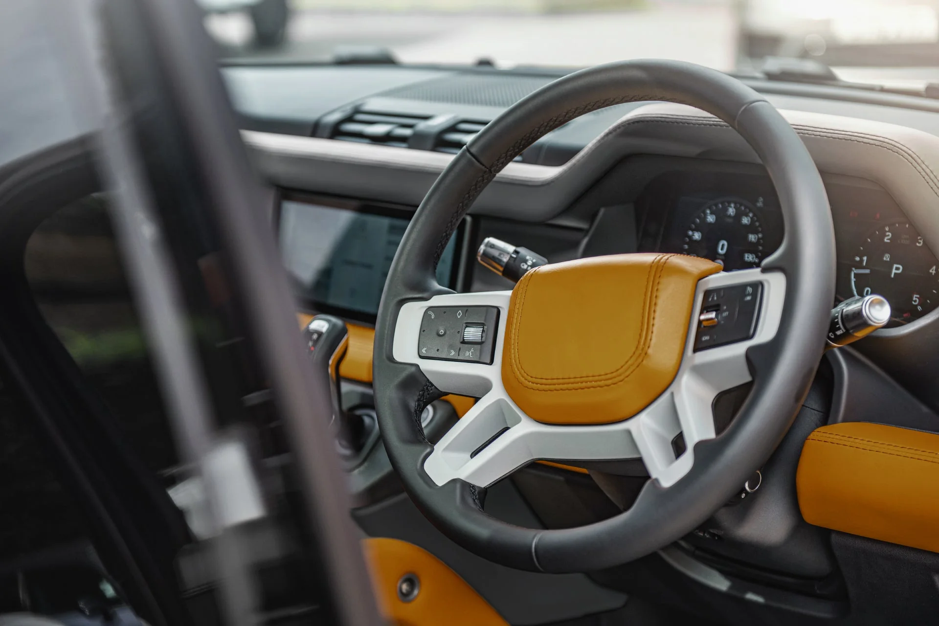 Land Rover Defender 110 (2020 Onwards) Environment 3: Middle and Lower Volcanic Yellow Interior - Image 6