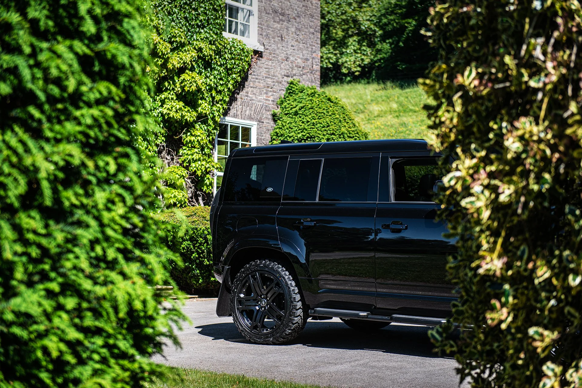 Land Rover Defender 110 (2020 Onwards) Side Steps - Image 12