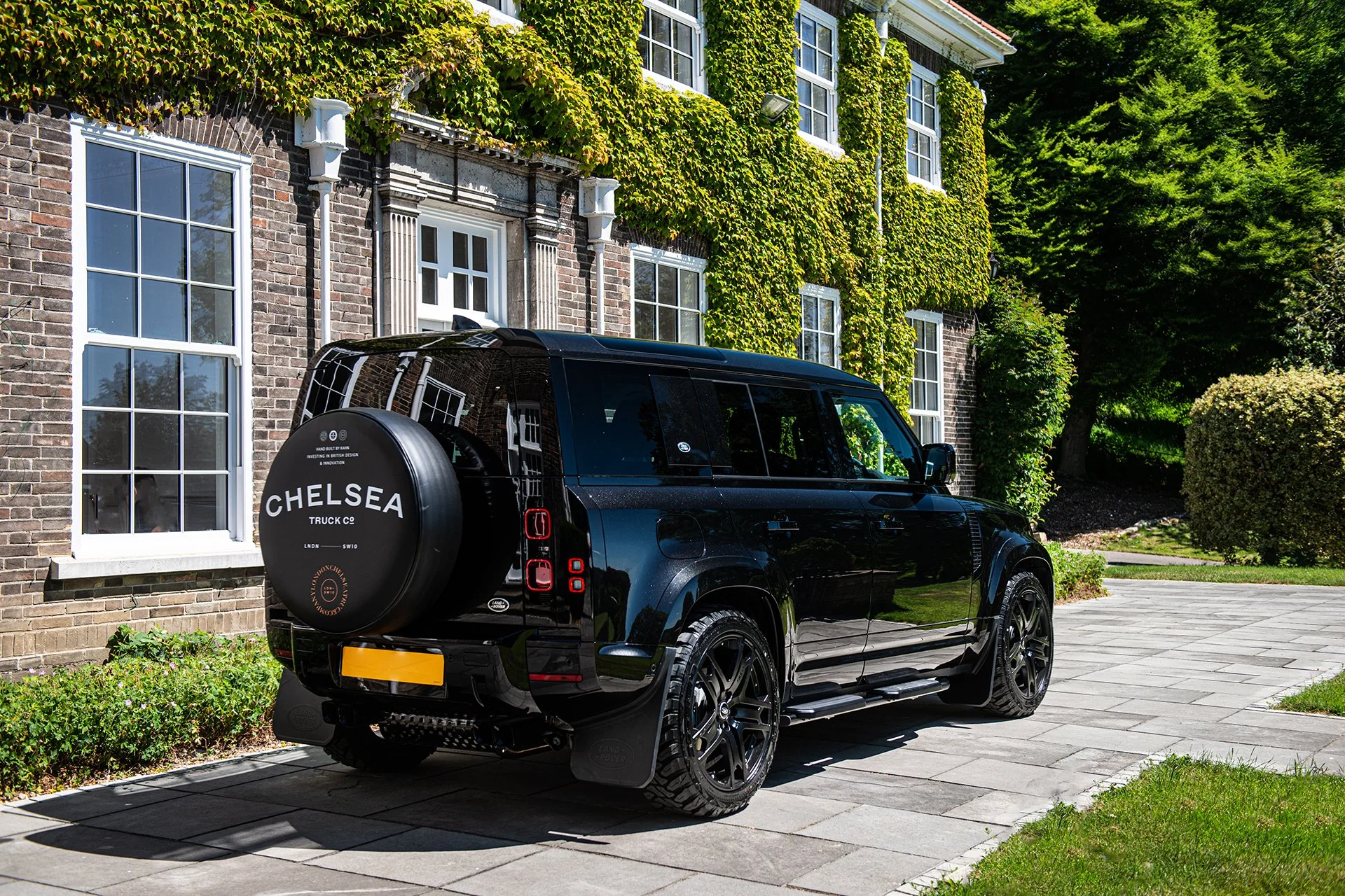 Land Rover Defender 110 (2020 Onwards) Side Steps - Image 9