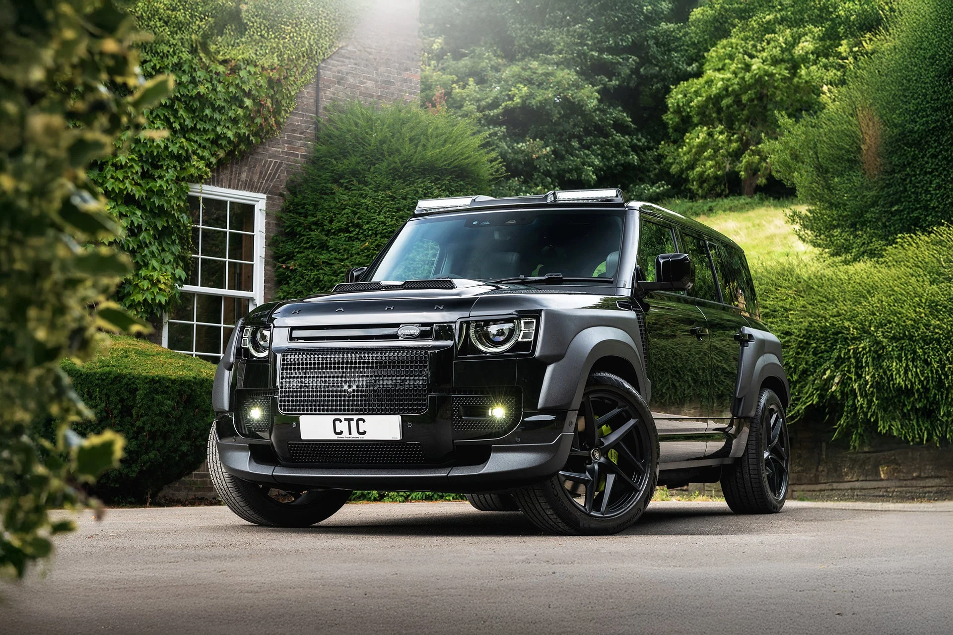 Land Rover Defender 110 (2020 Onwards) Wide Track Bodykit