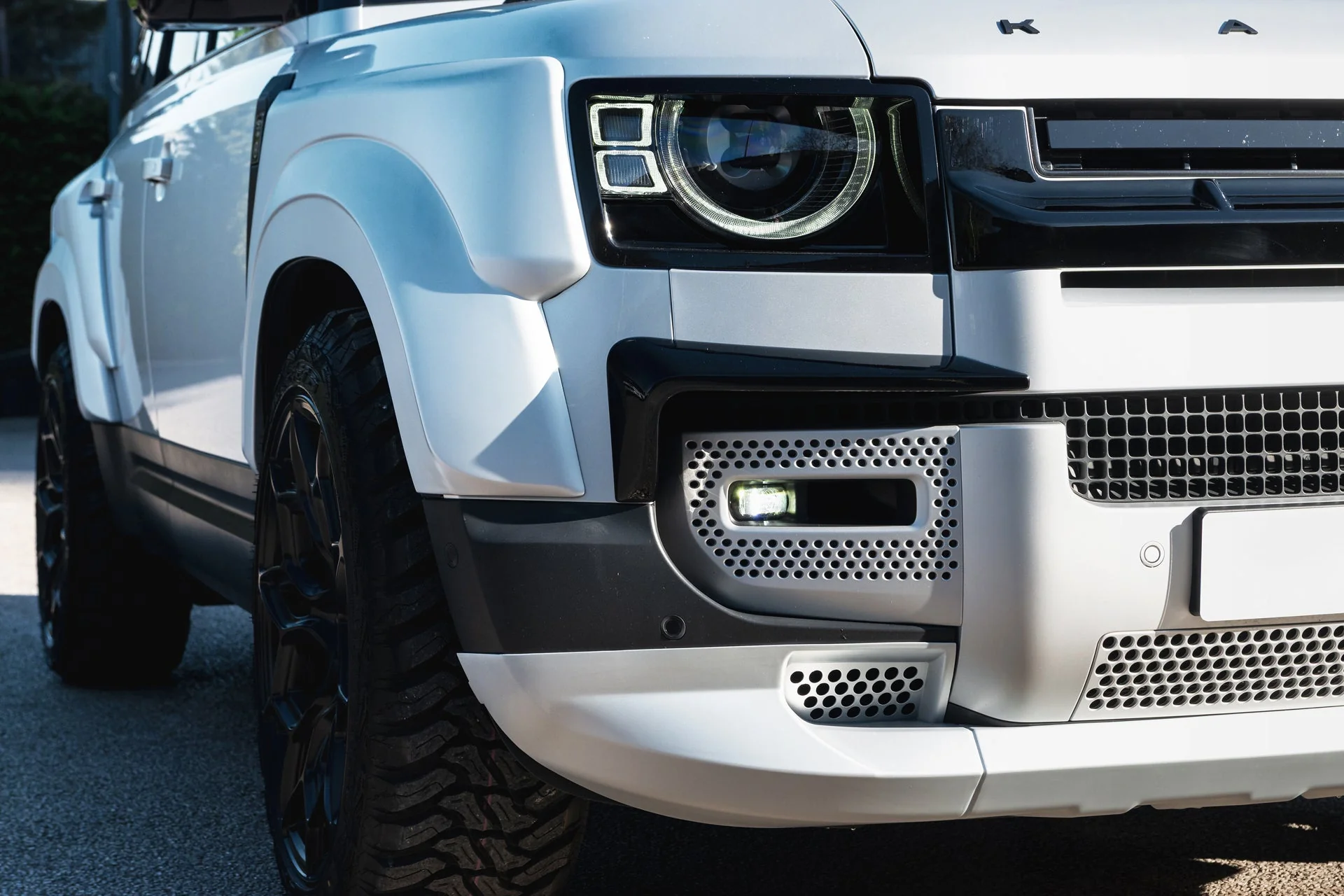 Land Rover Defender 110 (2020 Onwards) Wide Track Bodykit - Image 31