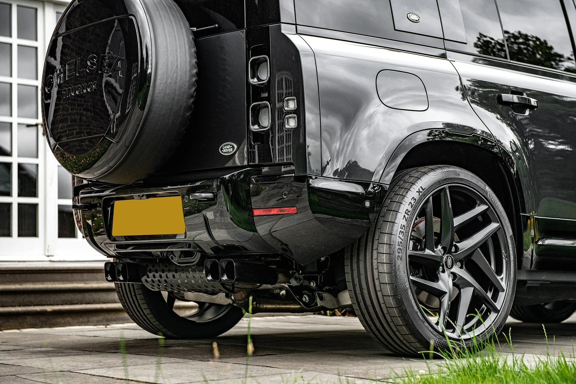 Land Rover Defender 110 V8 Petrol (2020 Onwards) Quad Exhaust System - Image 5