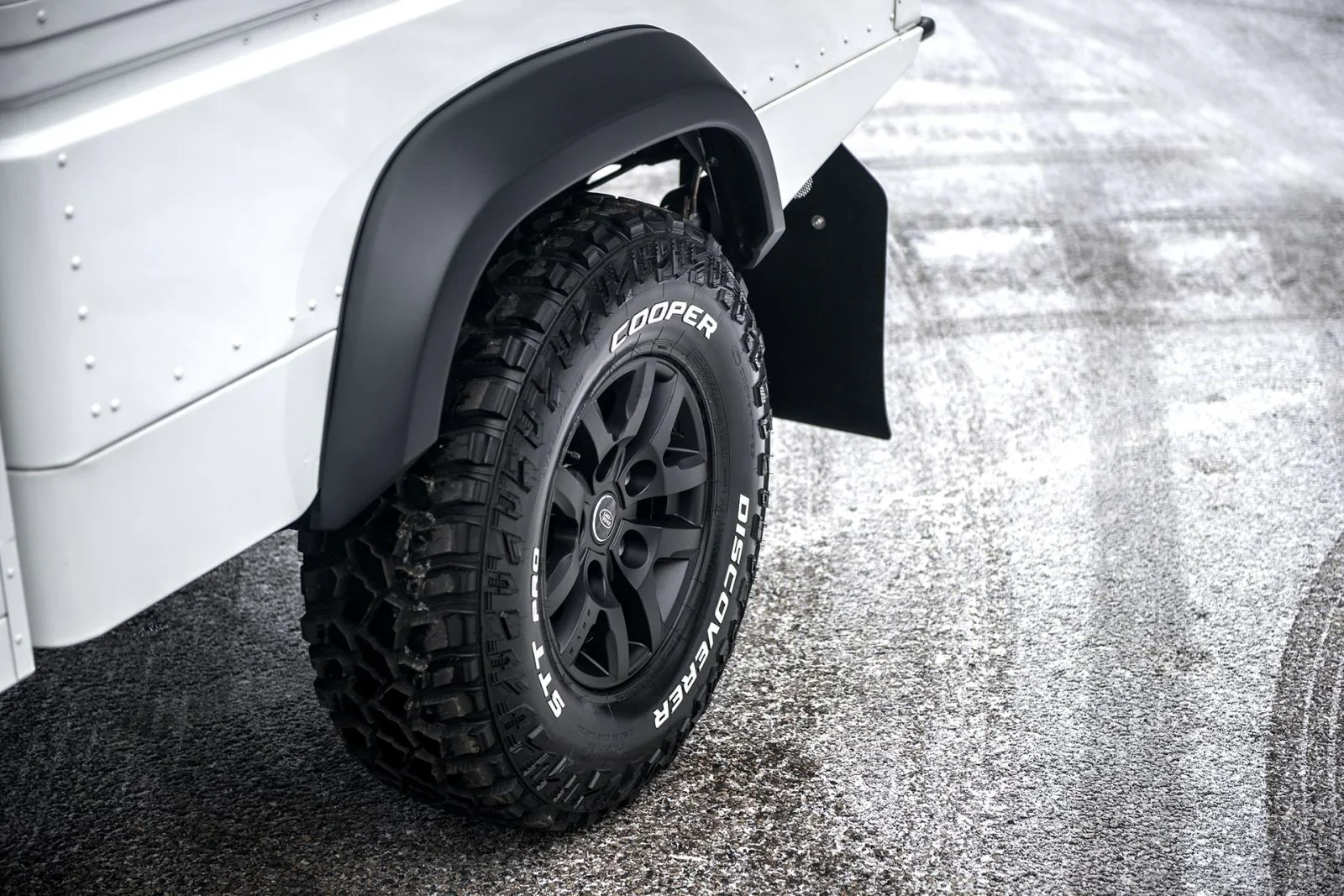 Land Rover Defender 110 (1991-2016) Wide Forest Wheel Arches - Image 9