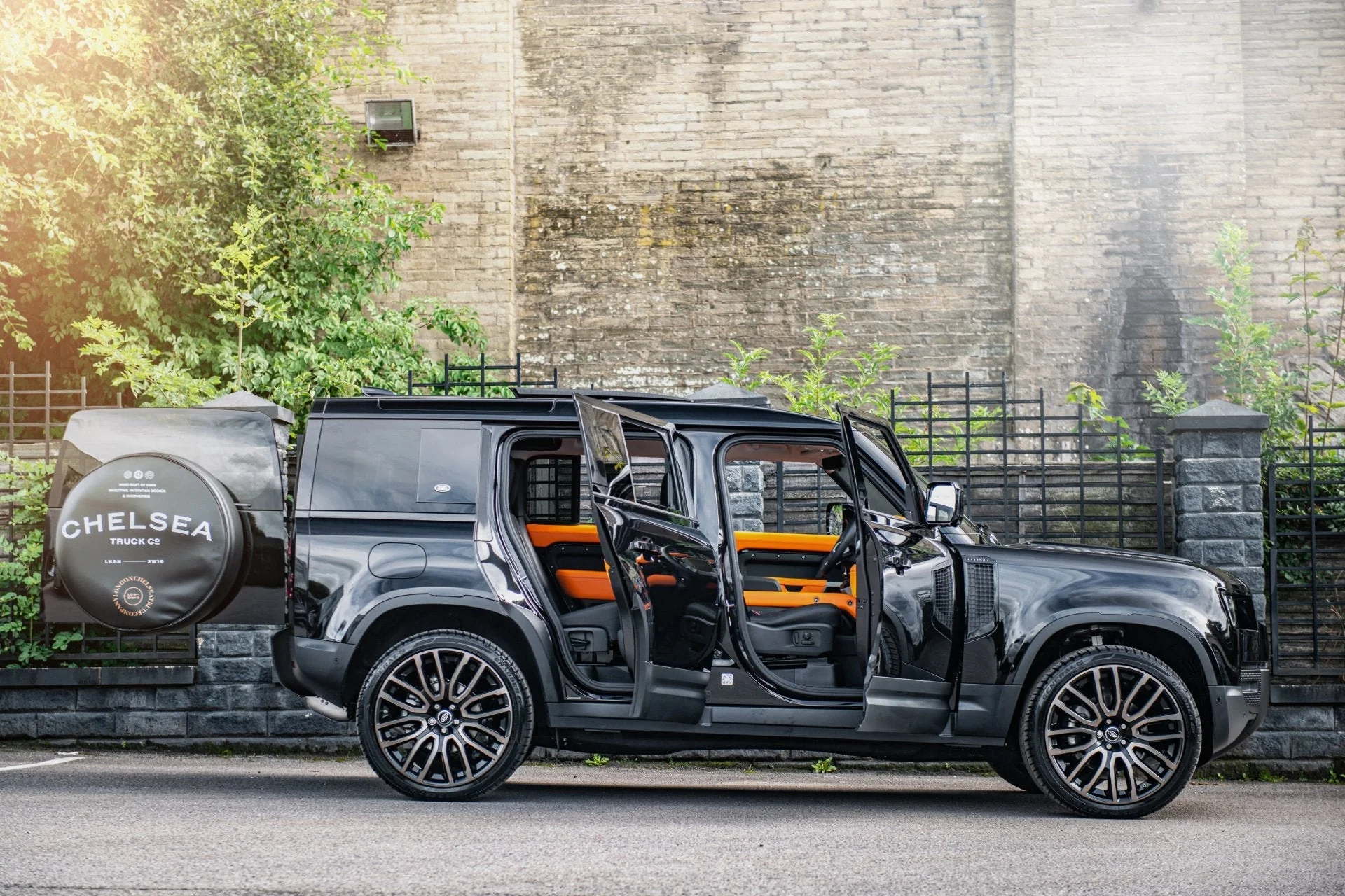 Land Rover Defender 130 (2020 Onwards) Environment 1: Upper, Middle and Lower Interior - Image 8