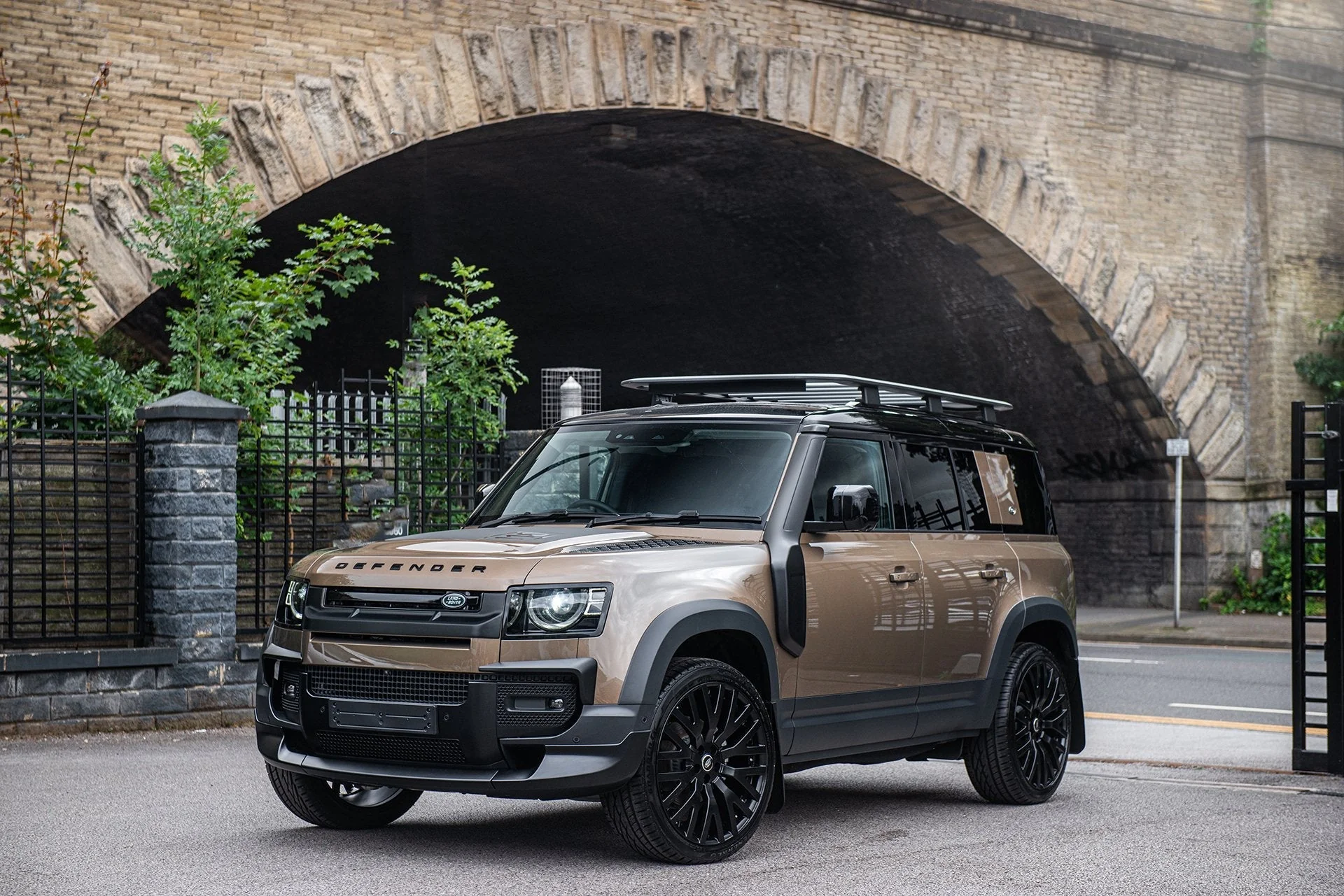 Land Rover Defender 130 (2020 Onwards) Landmark Body Kit - Image 15