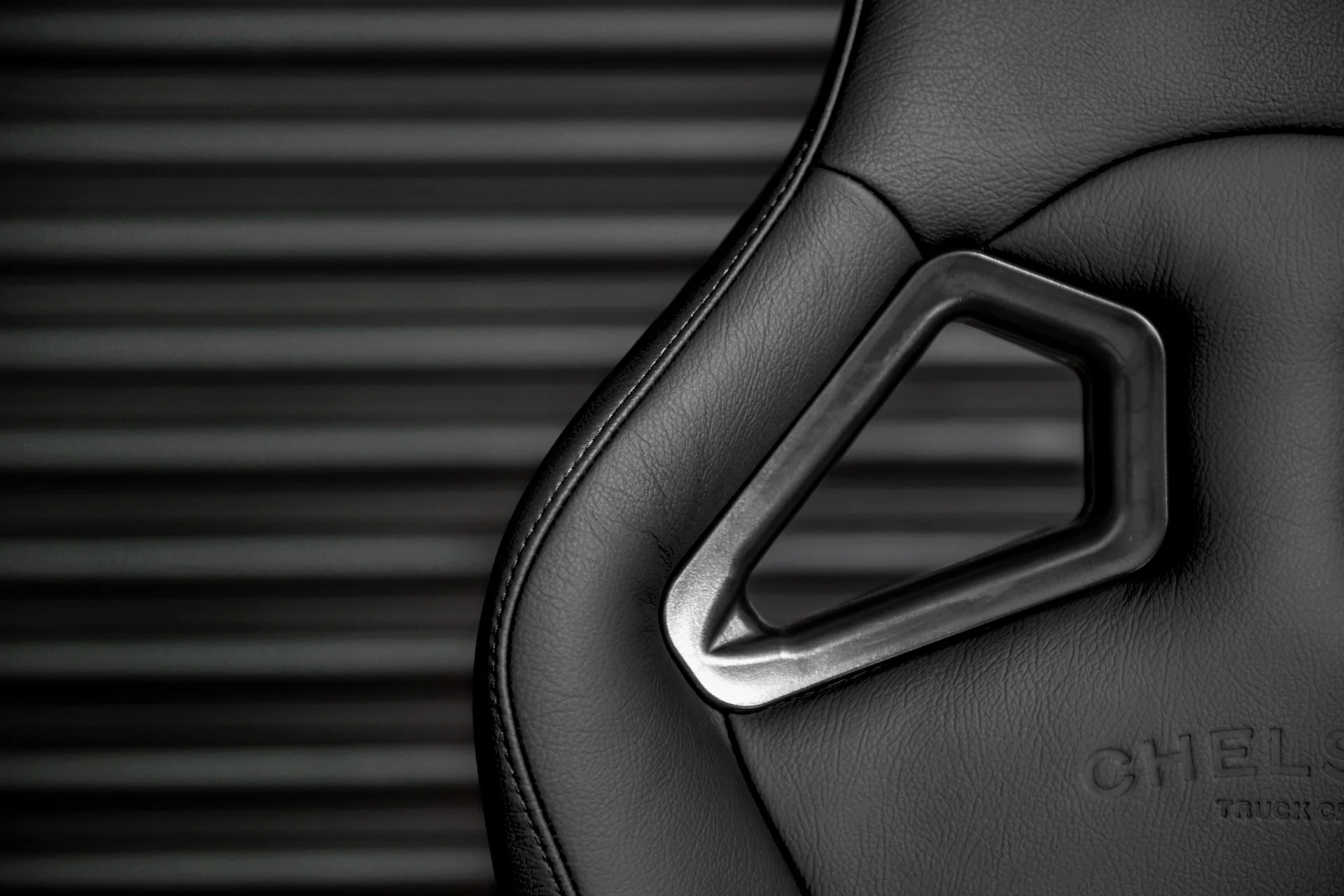 Land Rover Defender (1991-2016) Lightweight Vegan Leather Heritage Sport Seats - Image 6